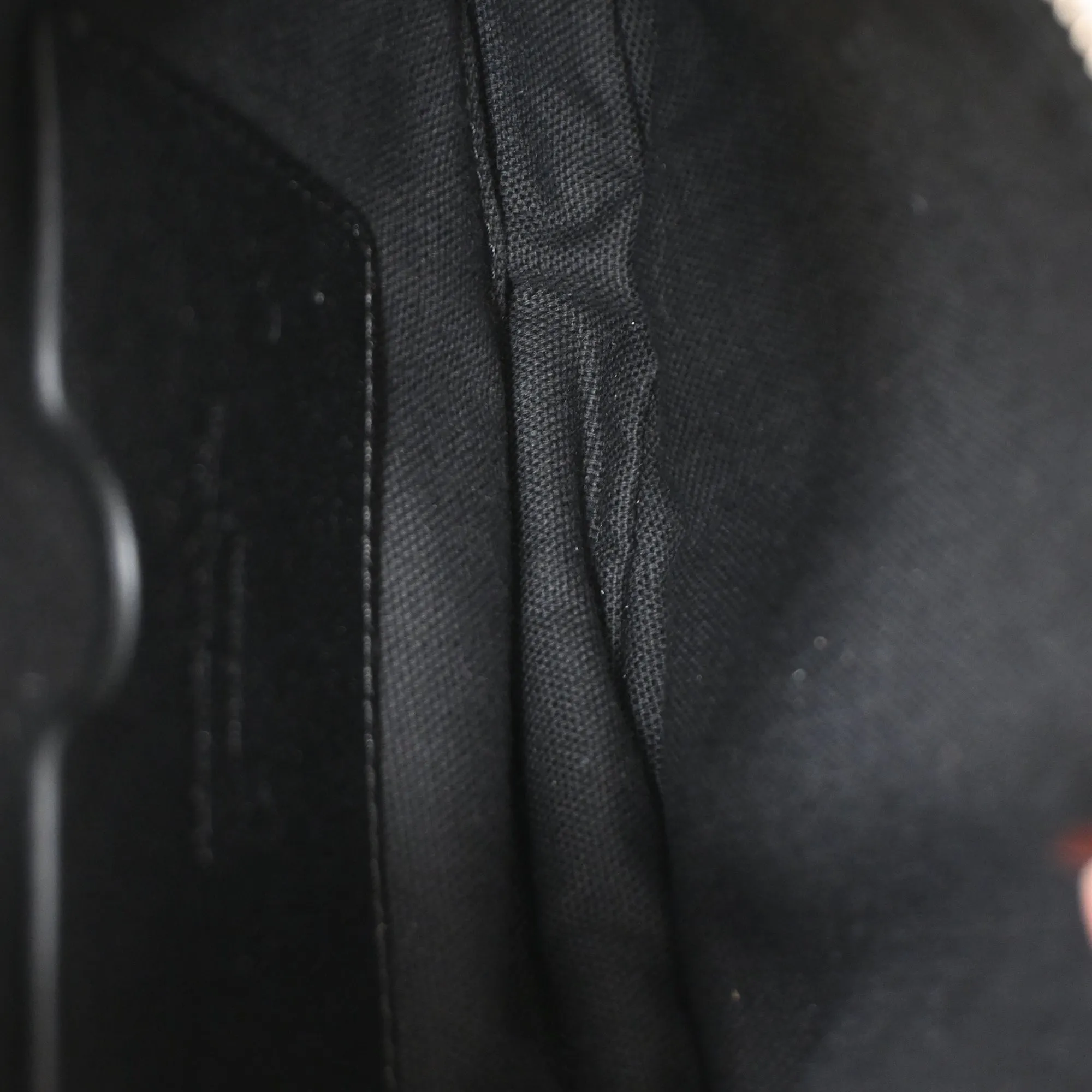 Alexander McQueen Logo Belt Bag in Black Leather