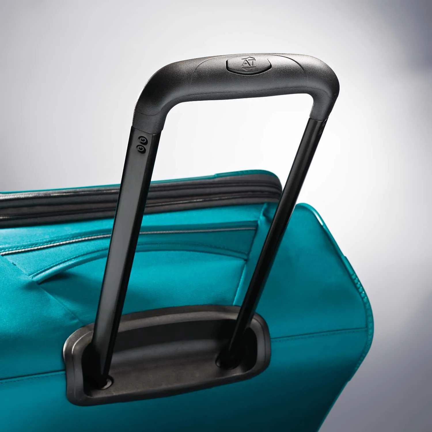 American Tourister 4 KIX 28" 4-Wheel Large Luggage