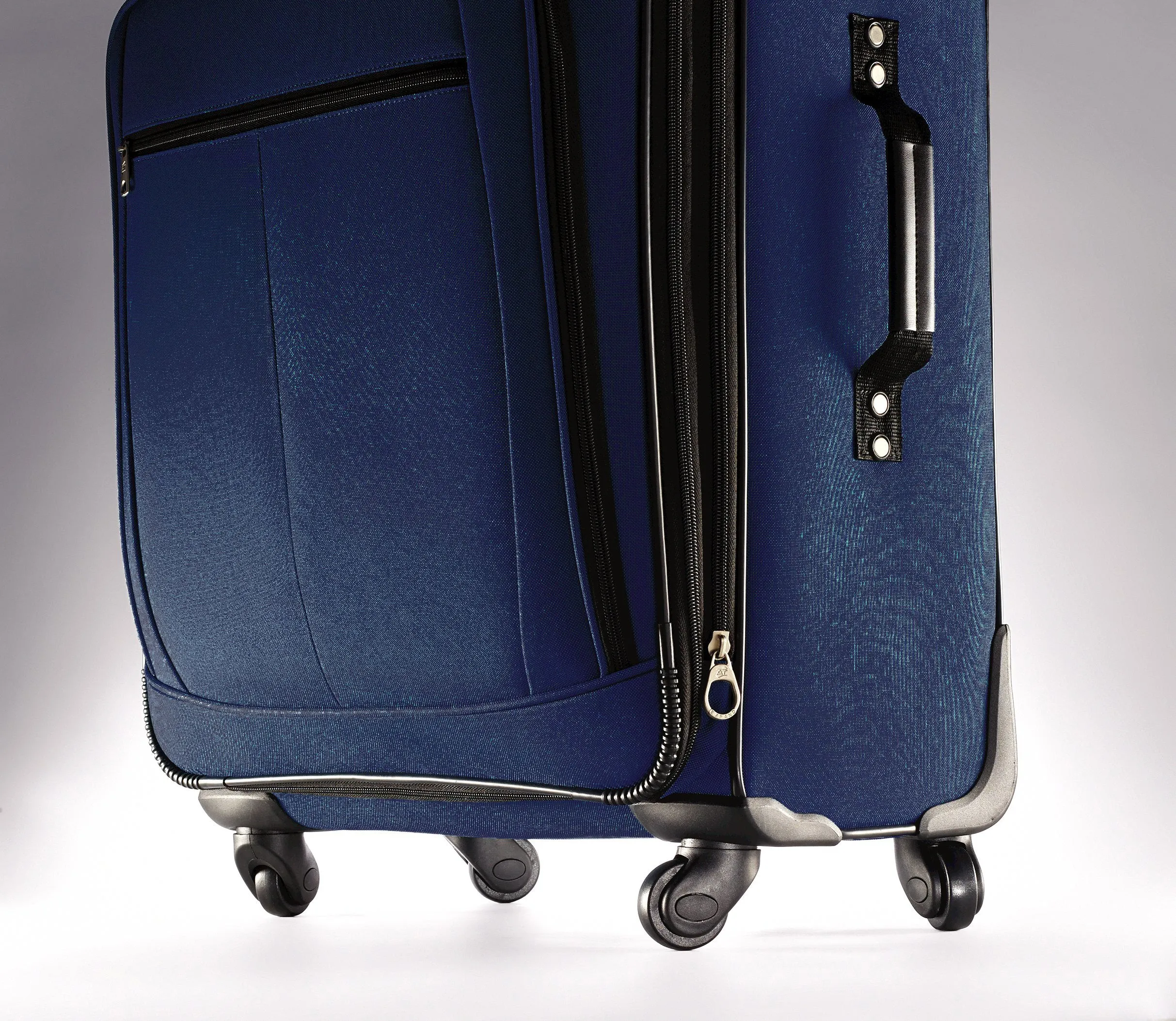 American Tourister AT POP Plus 3 Piece Set (21"/25"/29") 4-Wheel Luggage Sets
