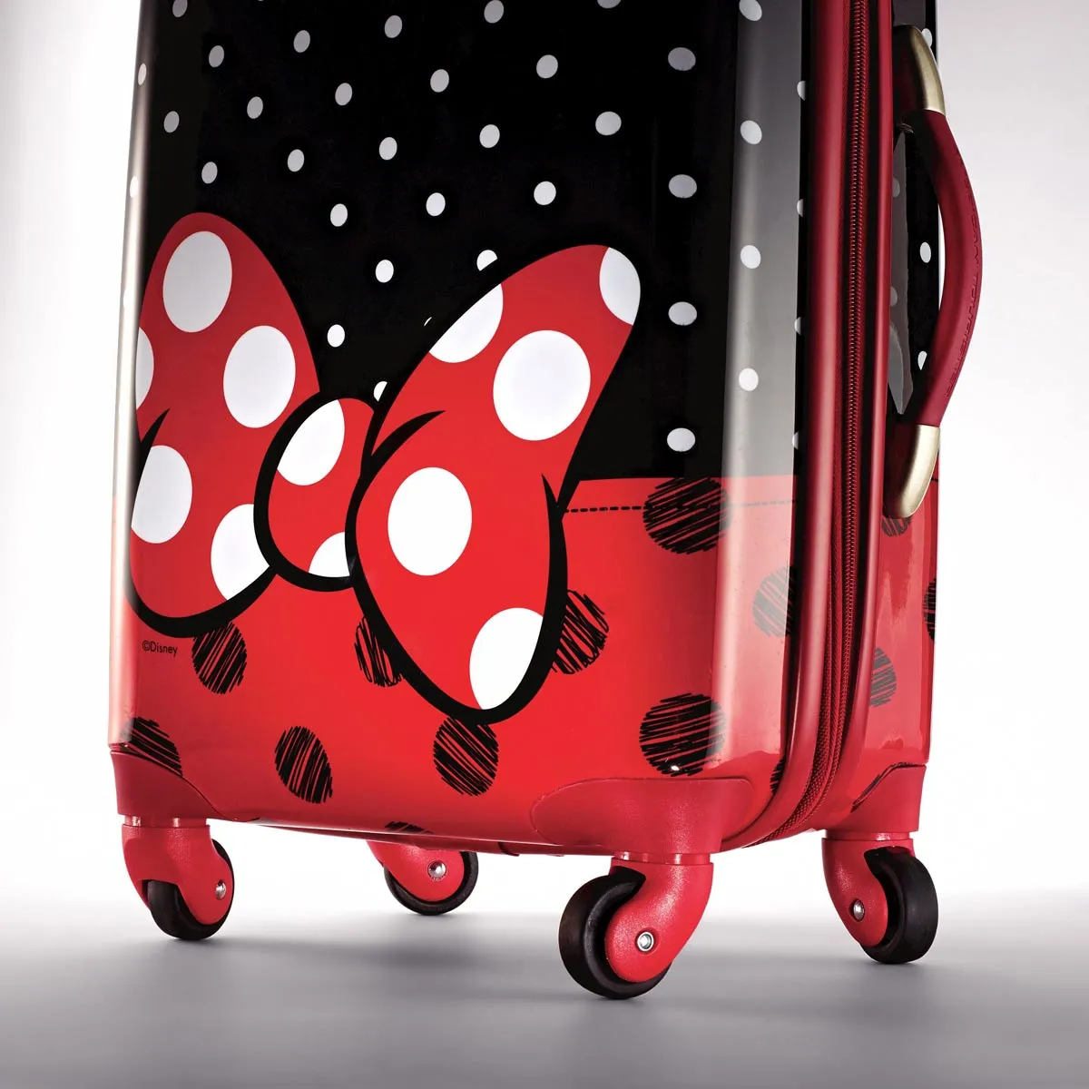 American Tourister Disney Minnie Mouse 21" Hardside Spinner