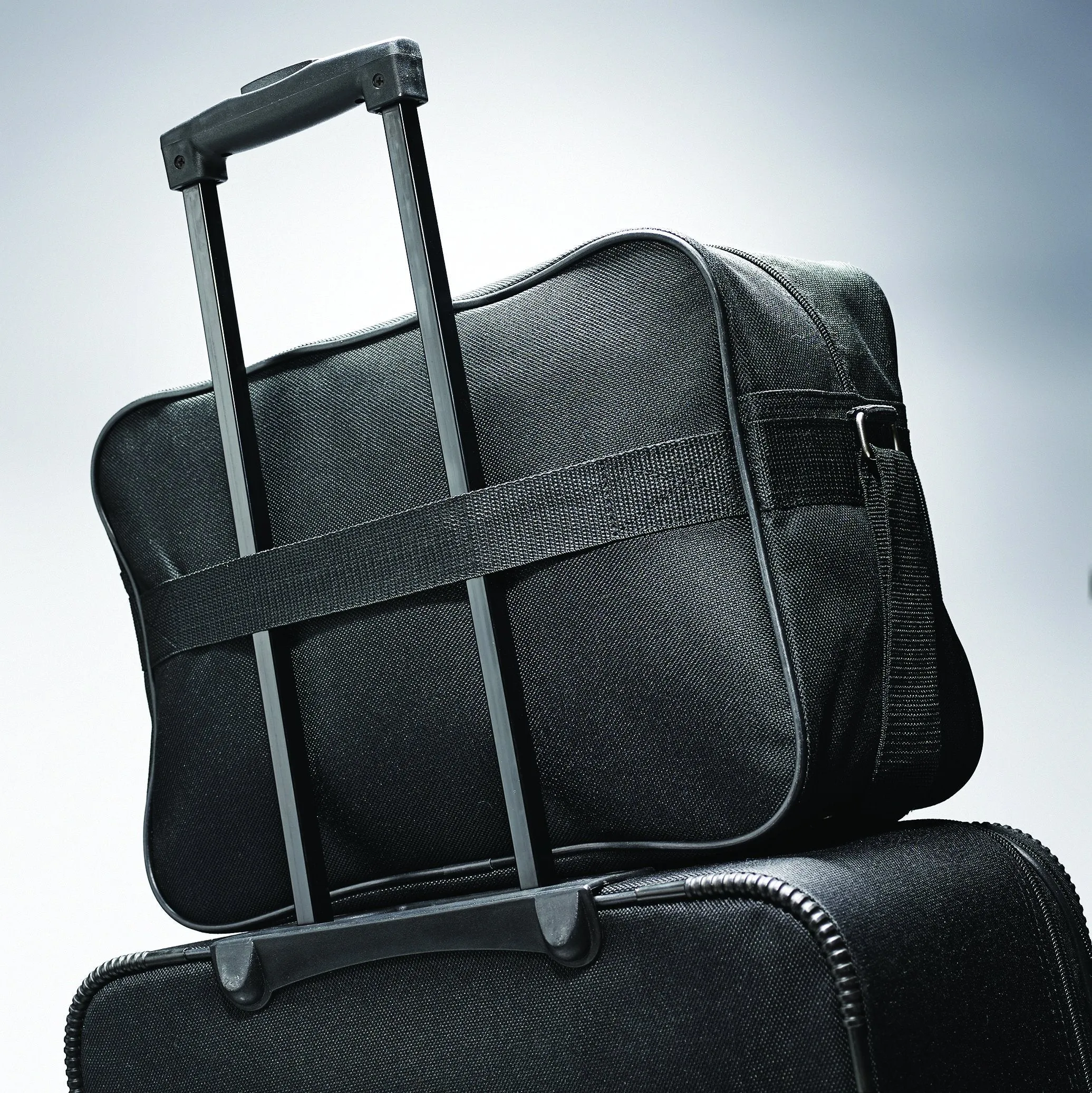 American Tourister Fieldbrook II 3 Piece Set (21"/25"/29") Luggage Sets