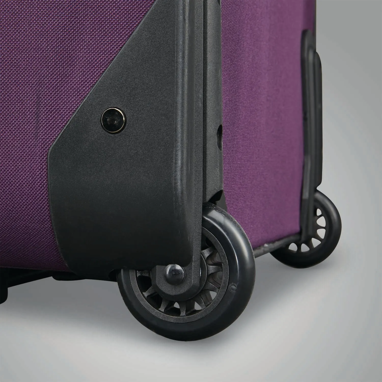 American Tourister Fieldbrook Xlt 4 Piece Set 2-Wheel Luggage Sets