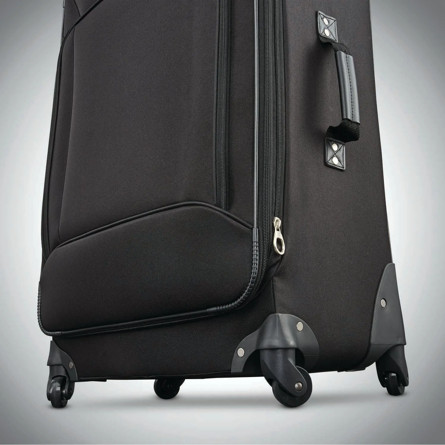 American Tourister Fieldbrook Xlt 4 Piece Set 2-Wheel Luggage Sets