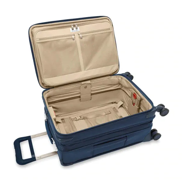 Baseline ESSENTIAL CARRY-ON SPINNER 22" NEW