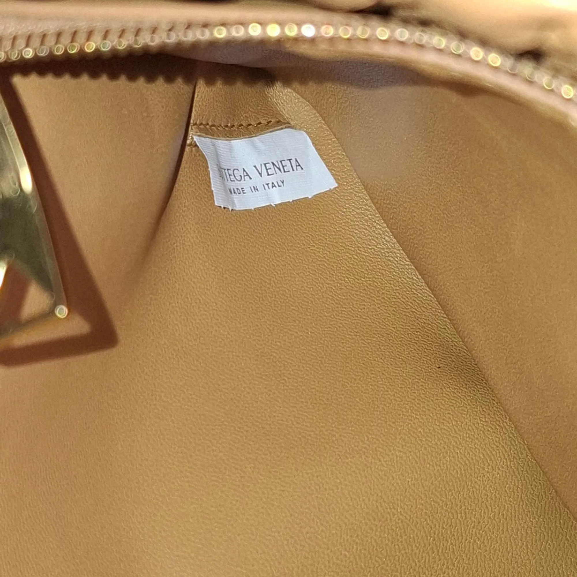 Bottega Veneta Small Cobble Intrecciato Shoulder Bag in Brown Leather