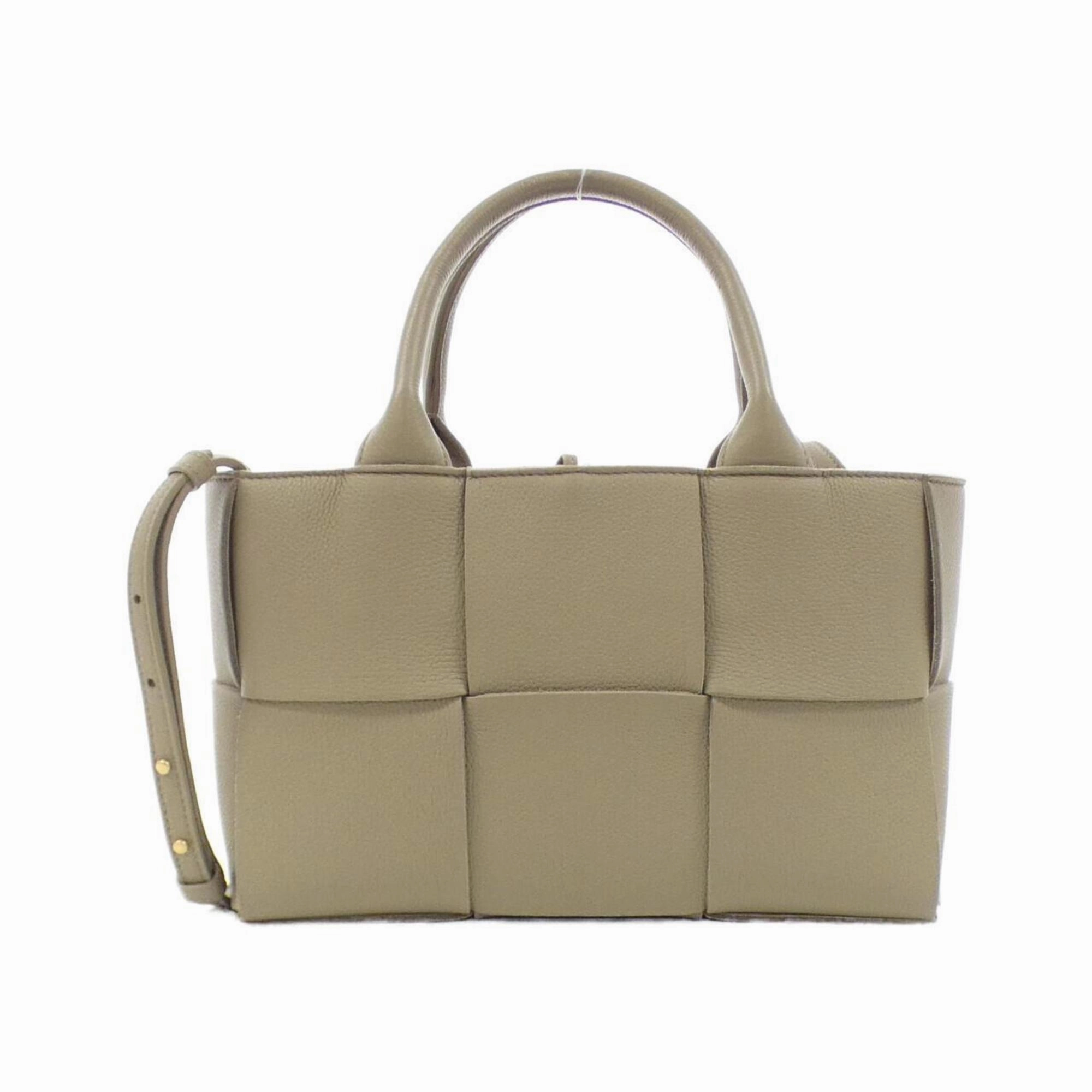 Bottega Veneta Leather Handbag (Pre-Owned)