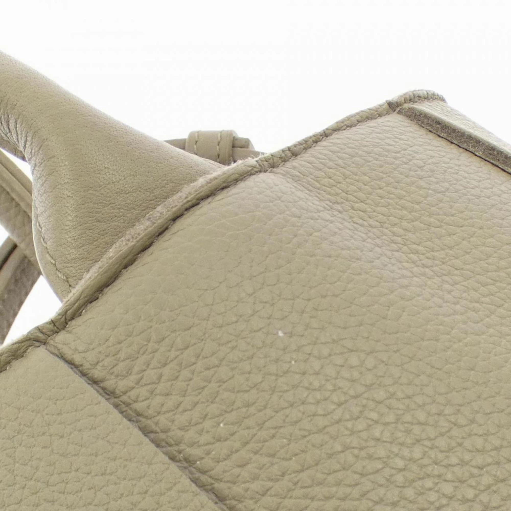 Bottega Veneta Leather Handbag (Pre-Owned)