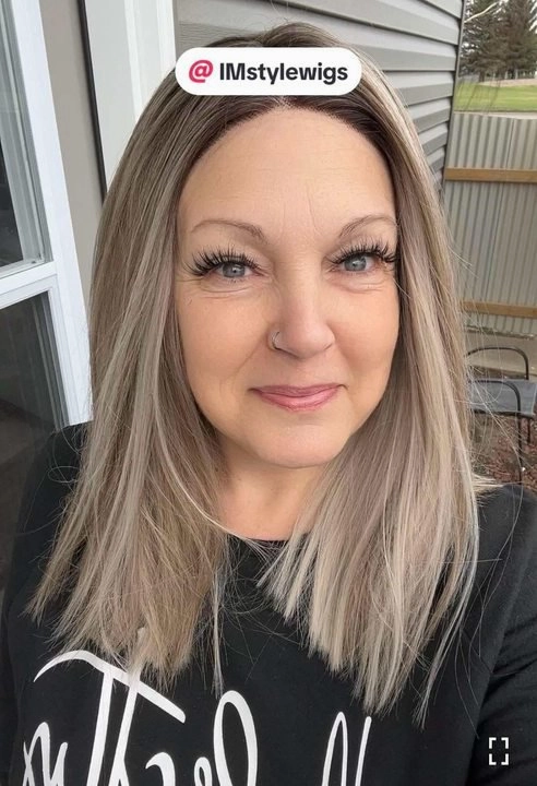 Brenda Collection-Hope Bob cut blonde with dark root T-part lace front wigs daily