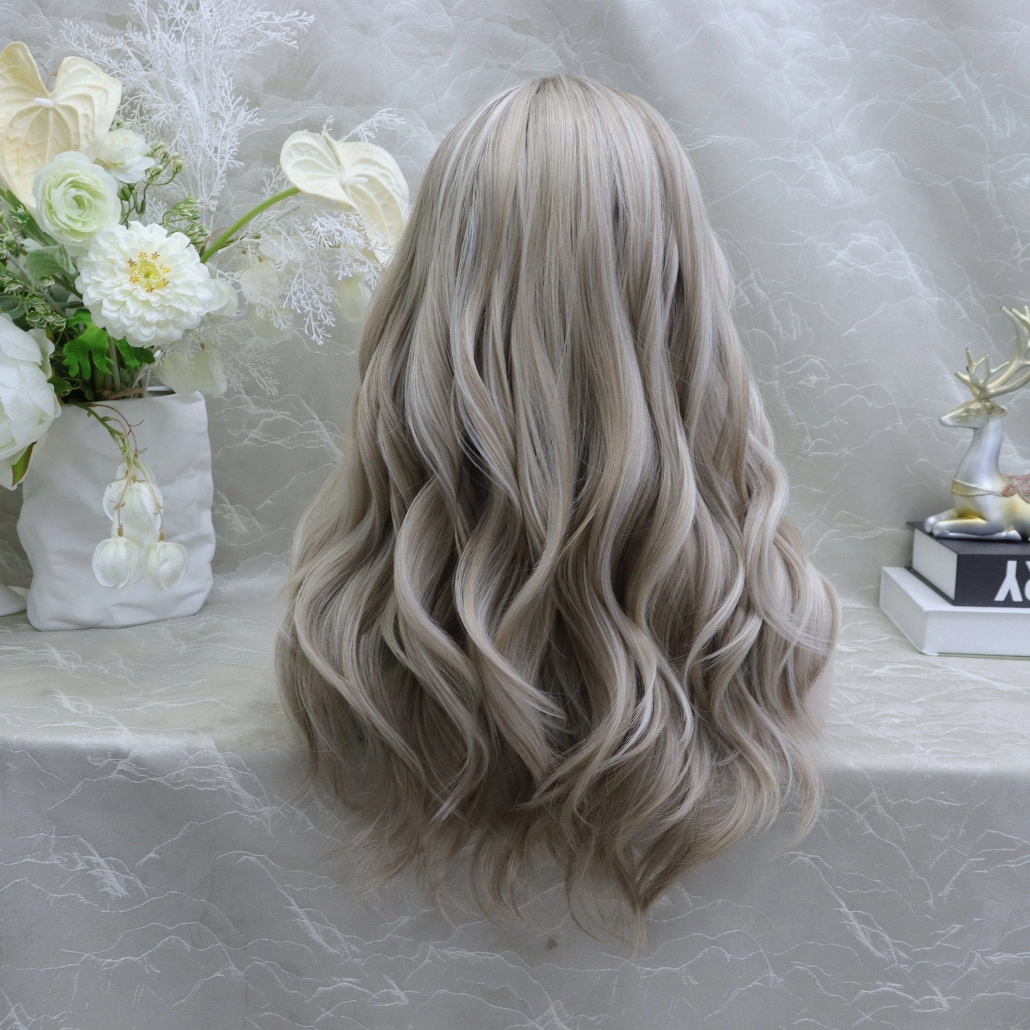 Brenda Collection-Lona ash blonde with big highlights Tpart lace front glue less TK112-2418