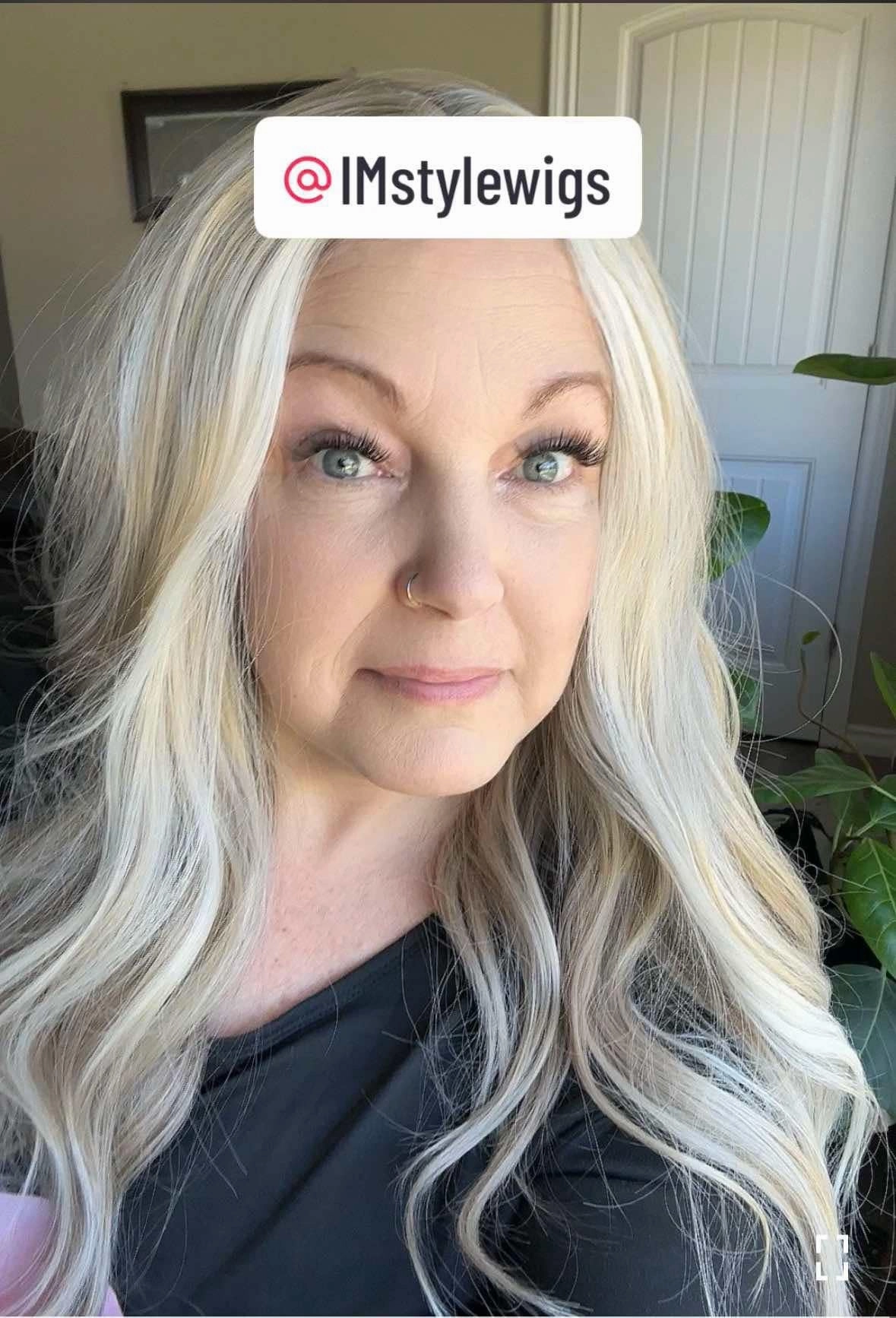 Brenda Collection-Lona ash blonde with big highlights Tpart lace front glue less TK112-2418
