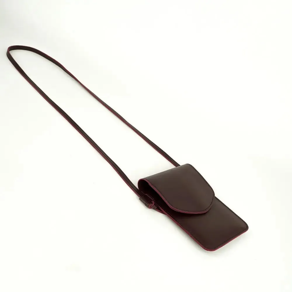 Brown Smartphone Pouch 560