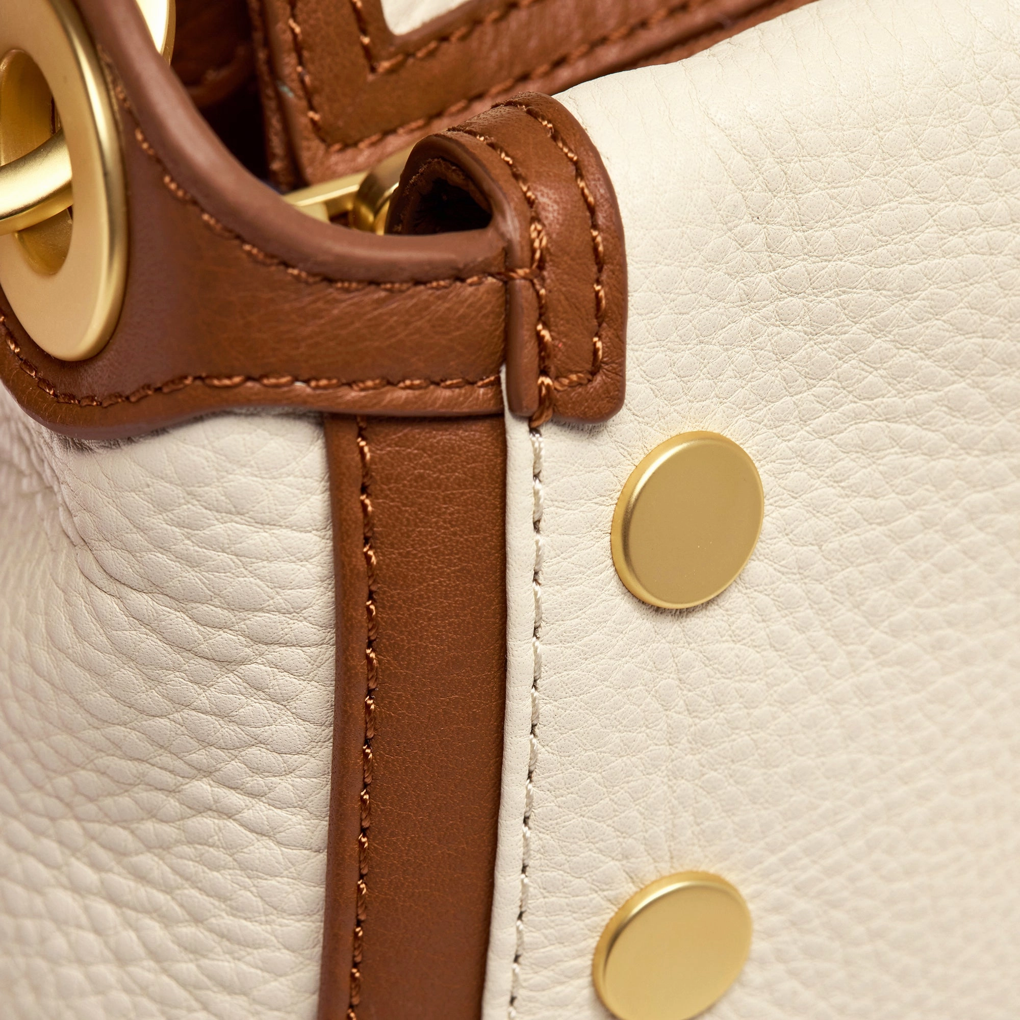 Bryant | Courtyard Cream/Brushed Gold | Med