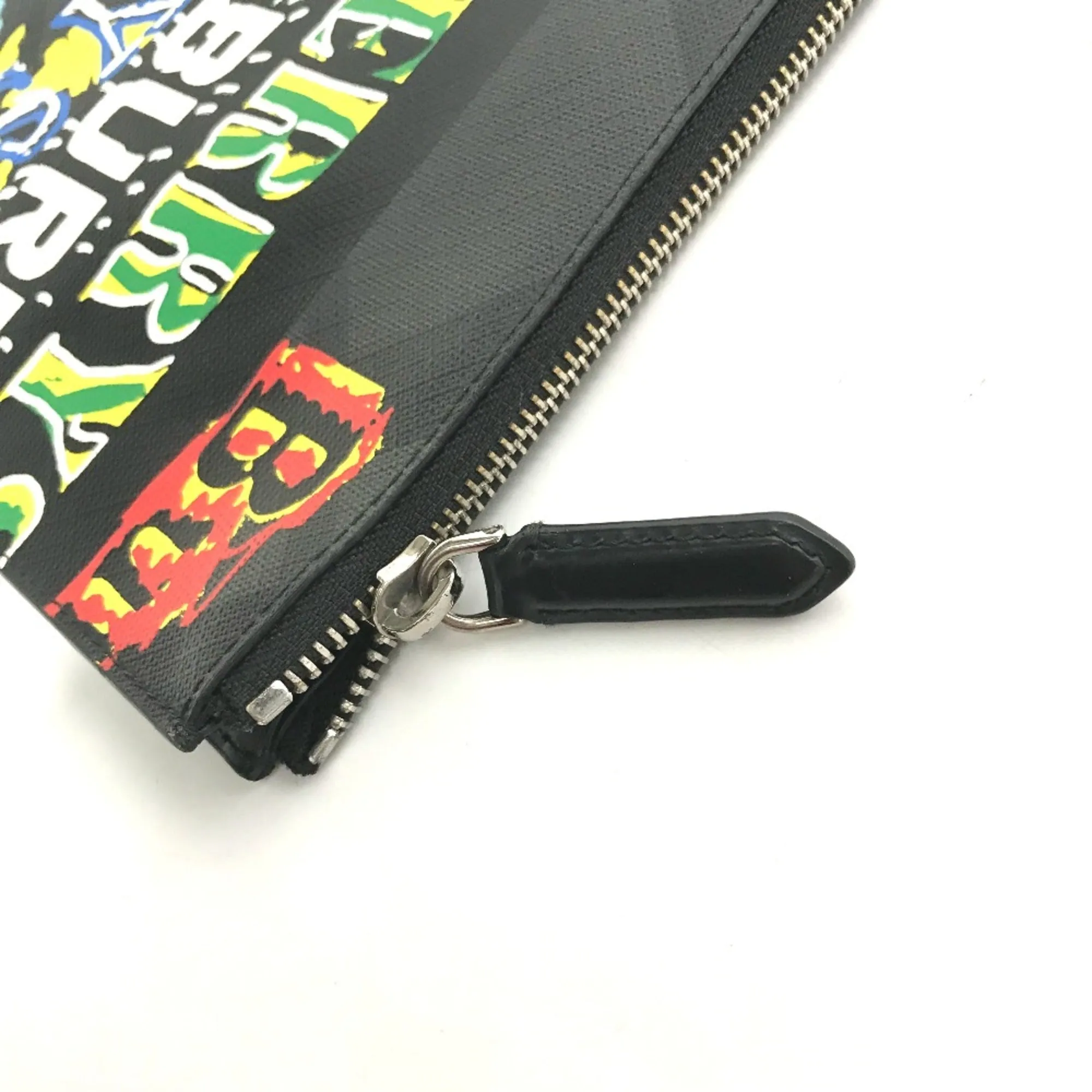 Burberry  Leather Clutch Bag (Pre-Owned)