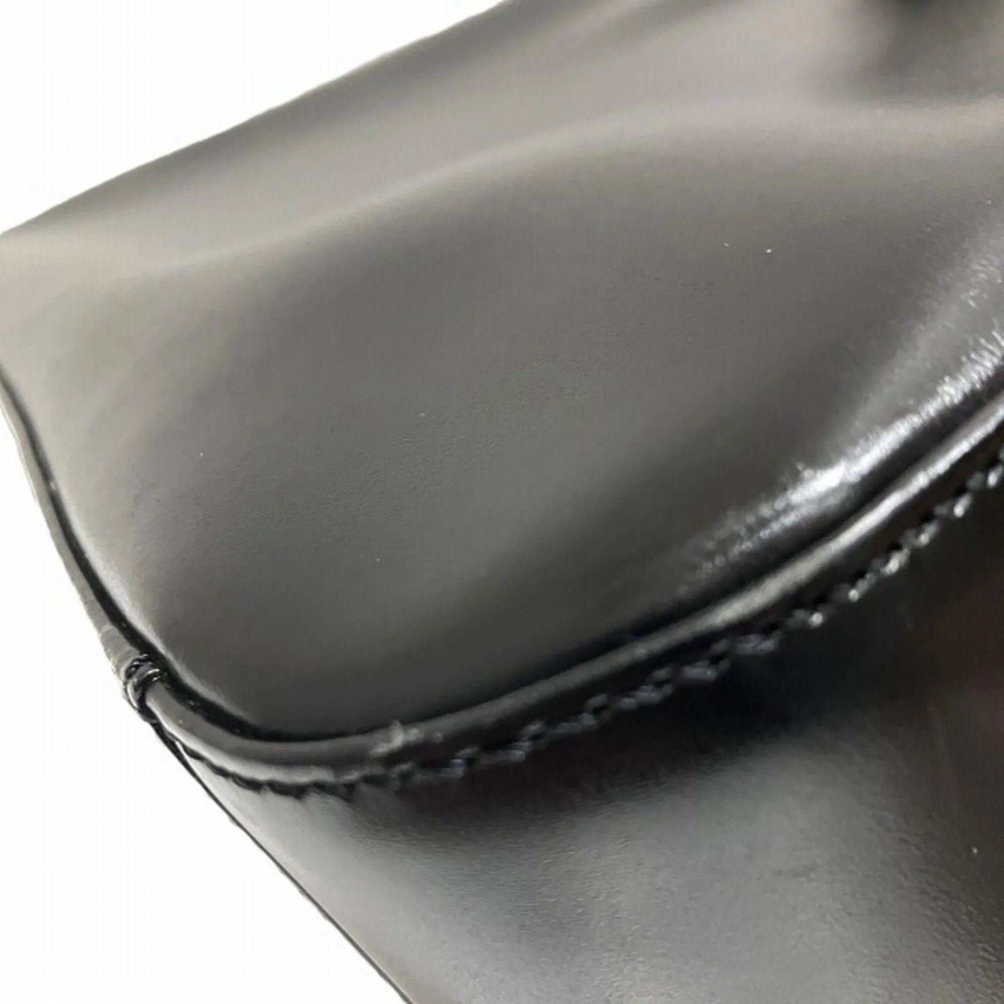 Burberry Leather Tote Bag (Pre-Owned)