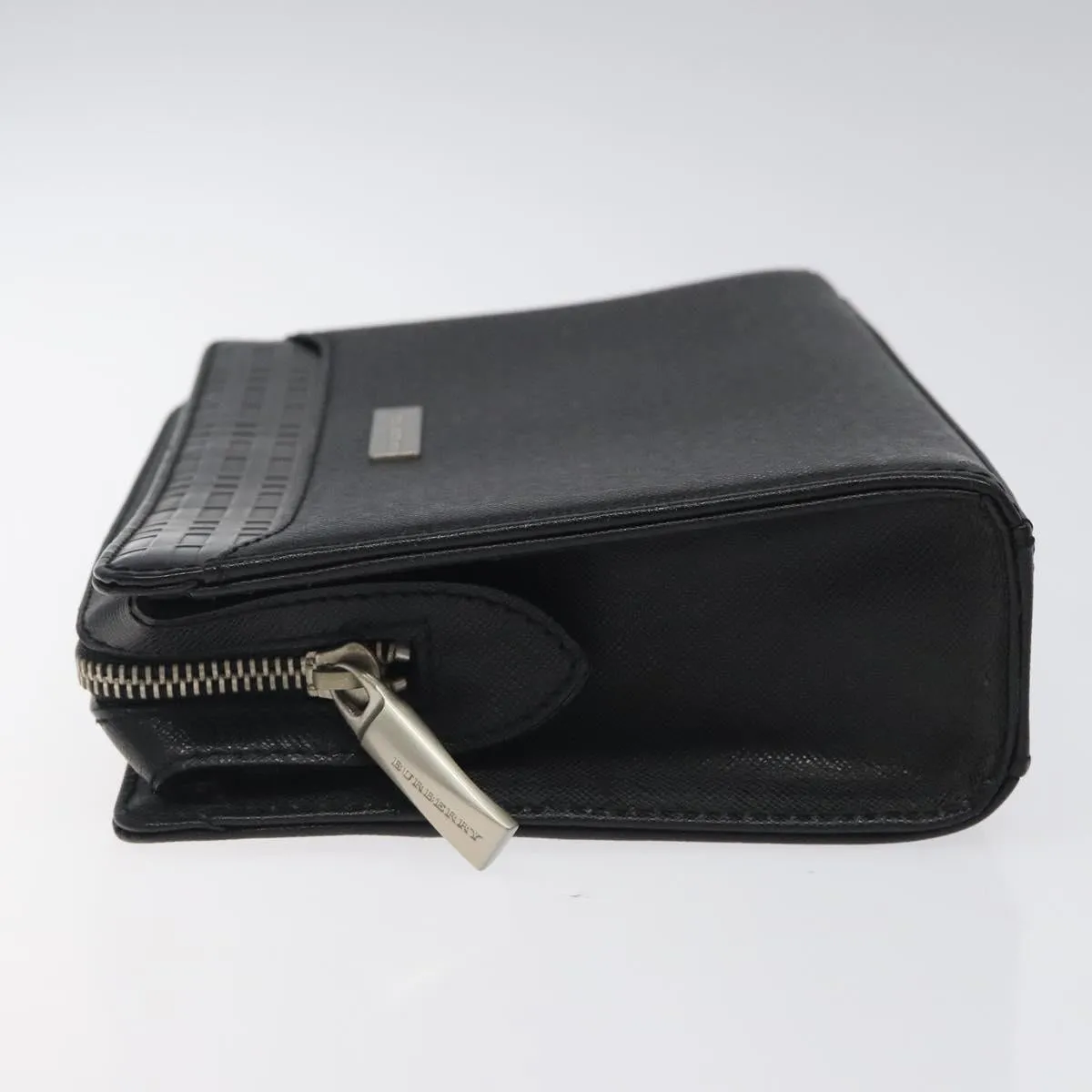 Burberry Logo Leather Clutch Bag (Pre-Owned)