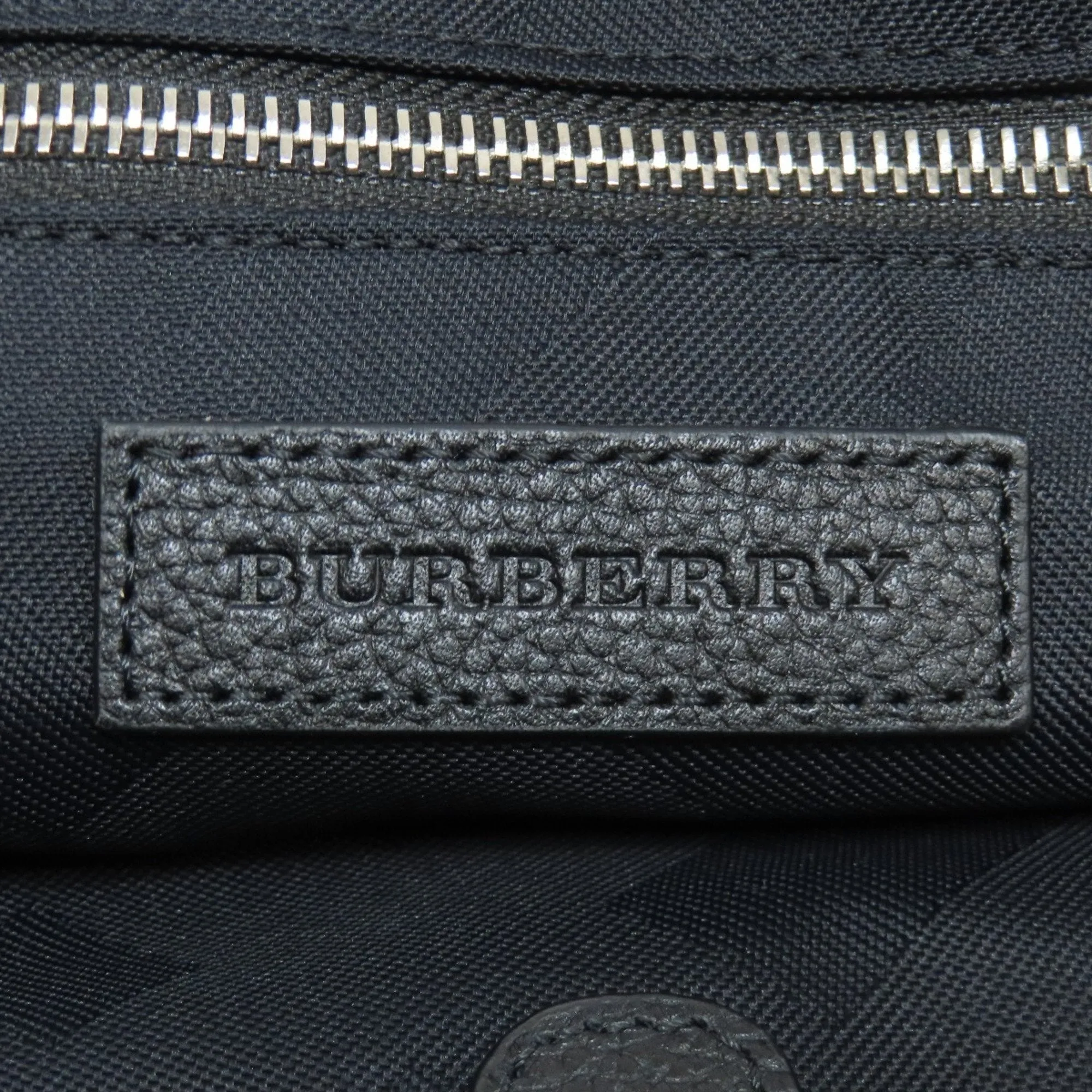 Burberry Nylon Tote Bag (Pre-Owned)