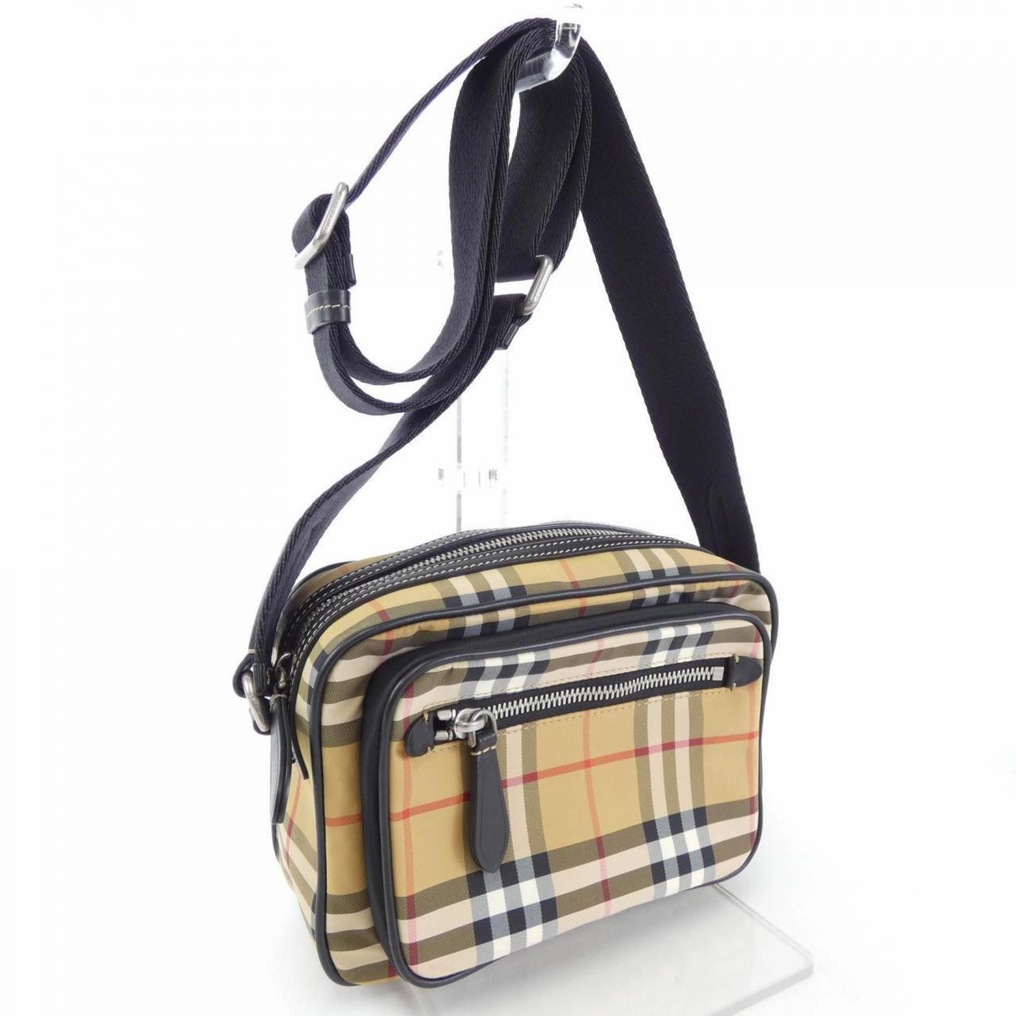 Burberry Handbag (Pre-Owned)