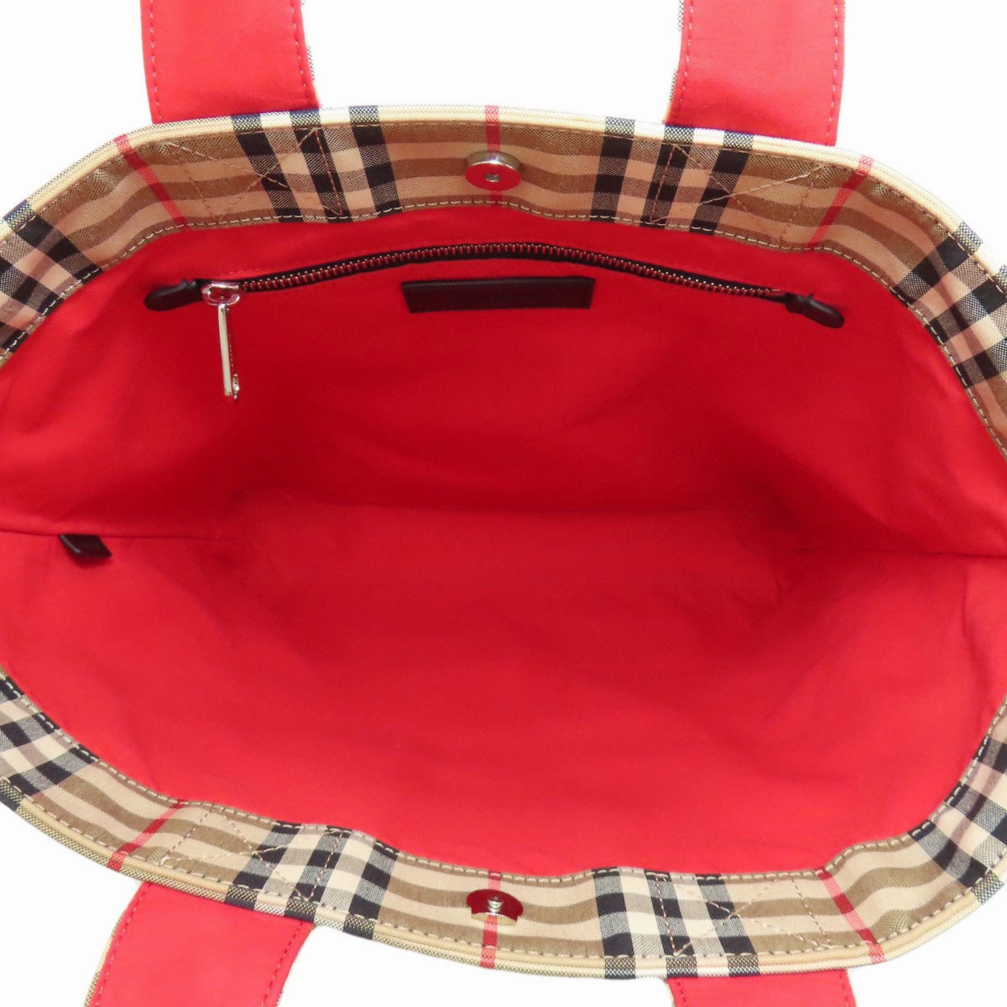 Burberry Nylon Handbag (Pre-Owned)