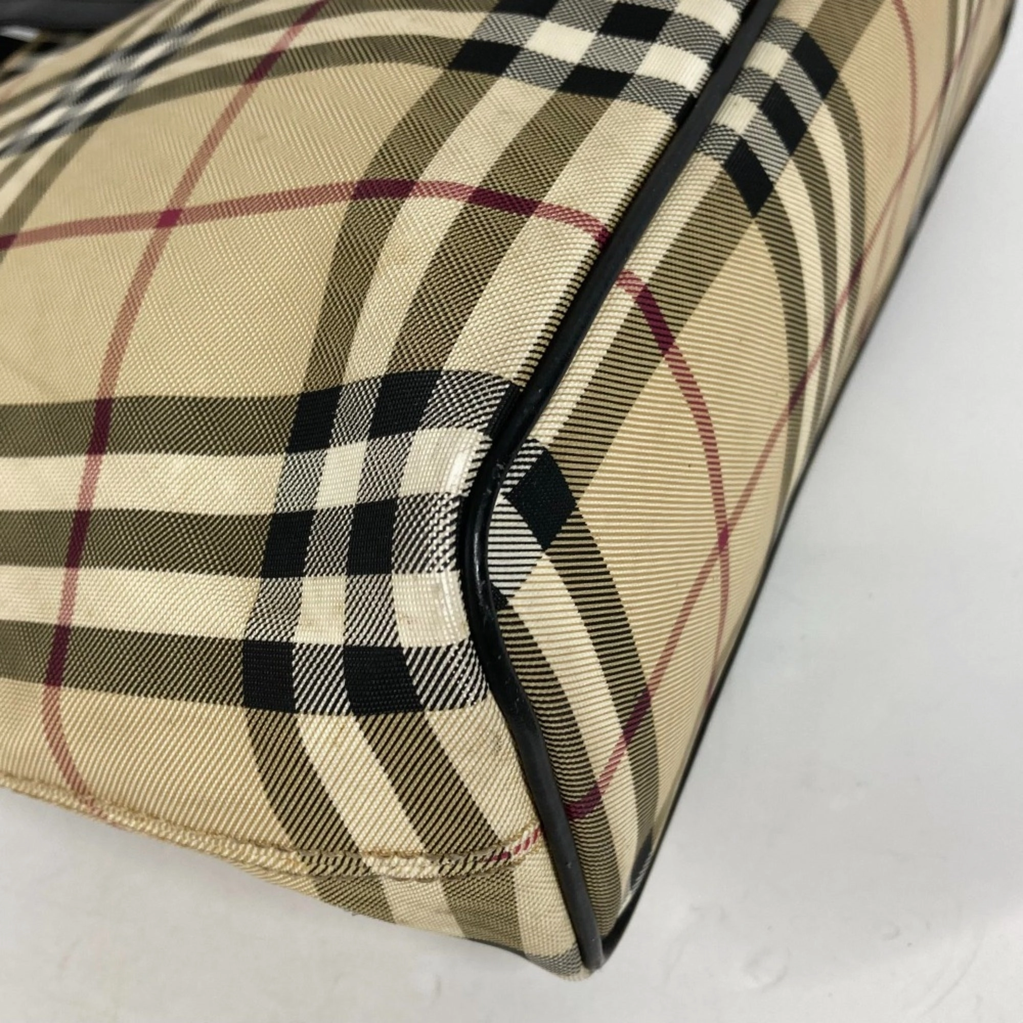 Burberry  Other Handbag (Pre-Owned)
