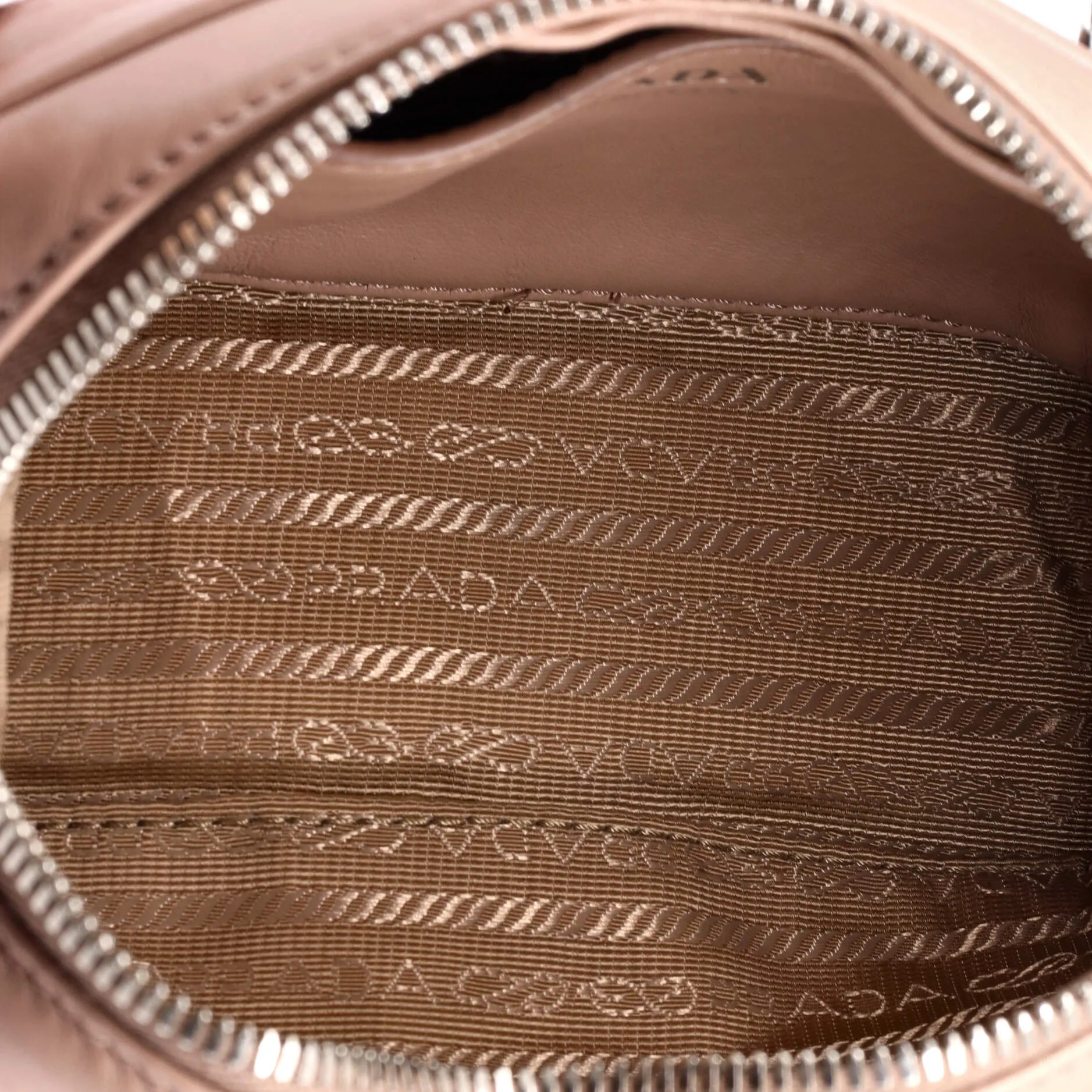 Camera Bag Diagramme Quilted Leather Mini