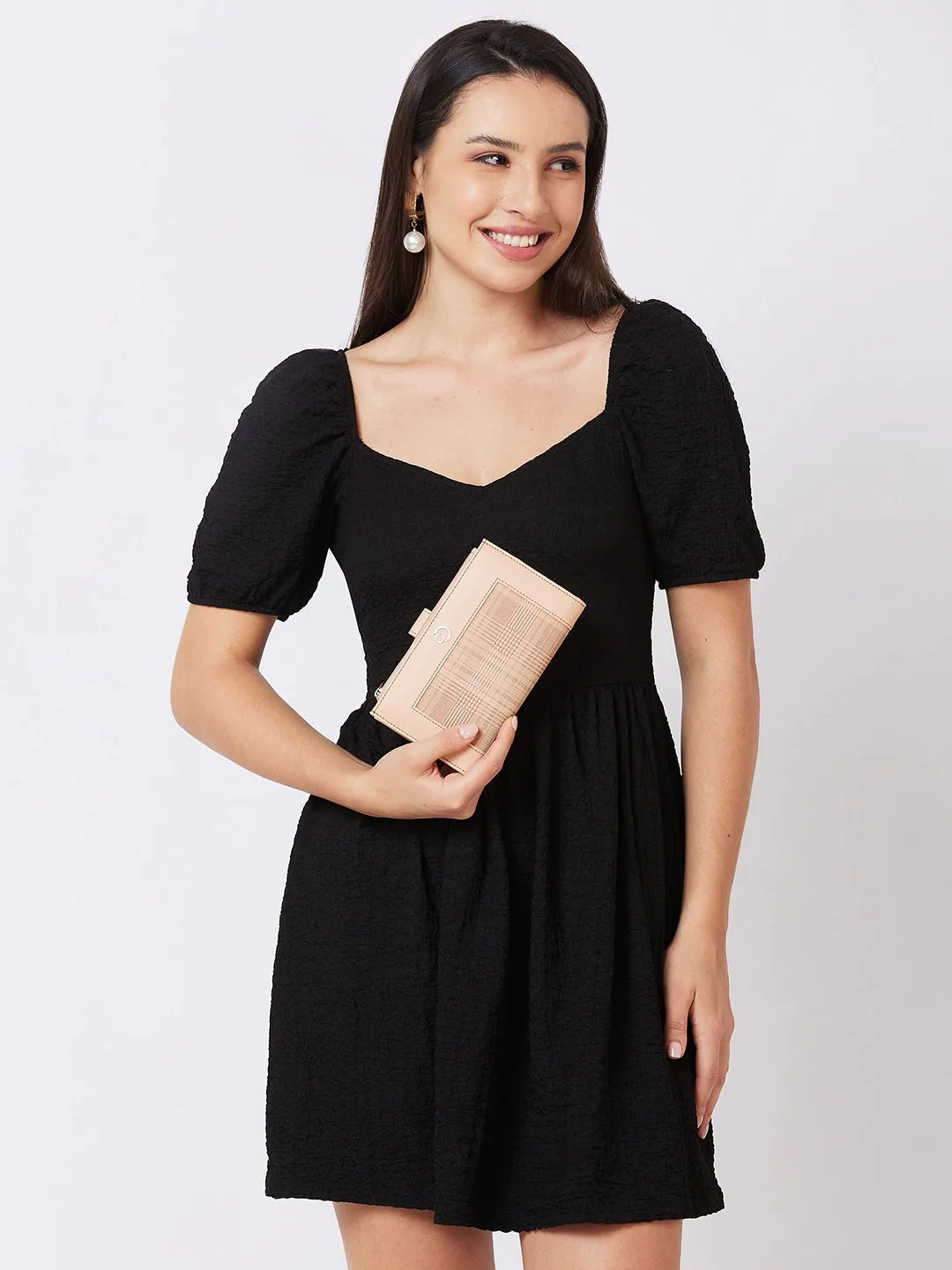 Caprese Avery Large Blush Bifold Wallet