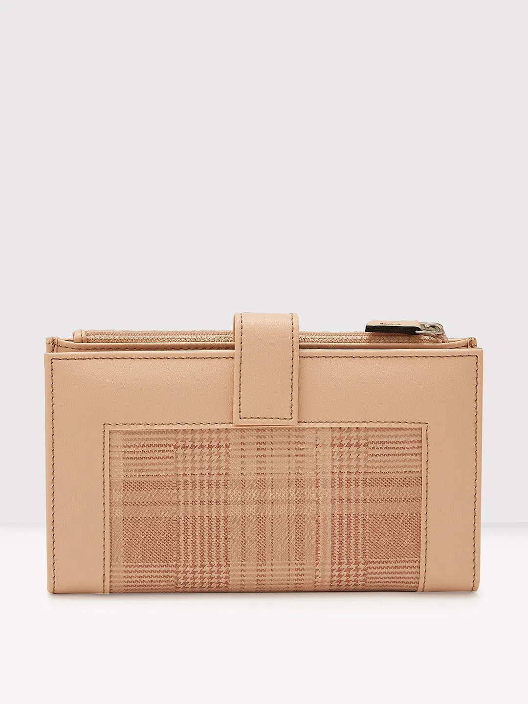 Caprese Avery Large Blush Bifold Wallet