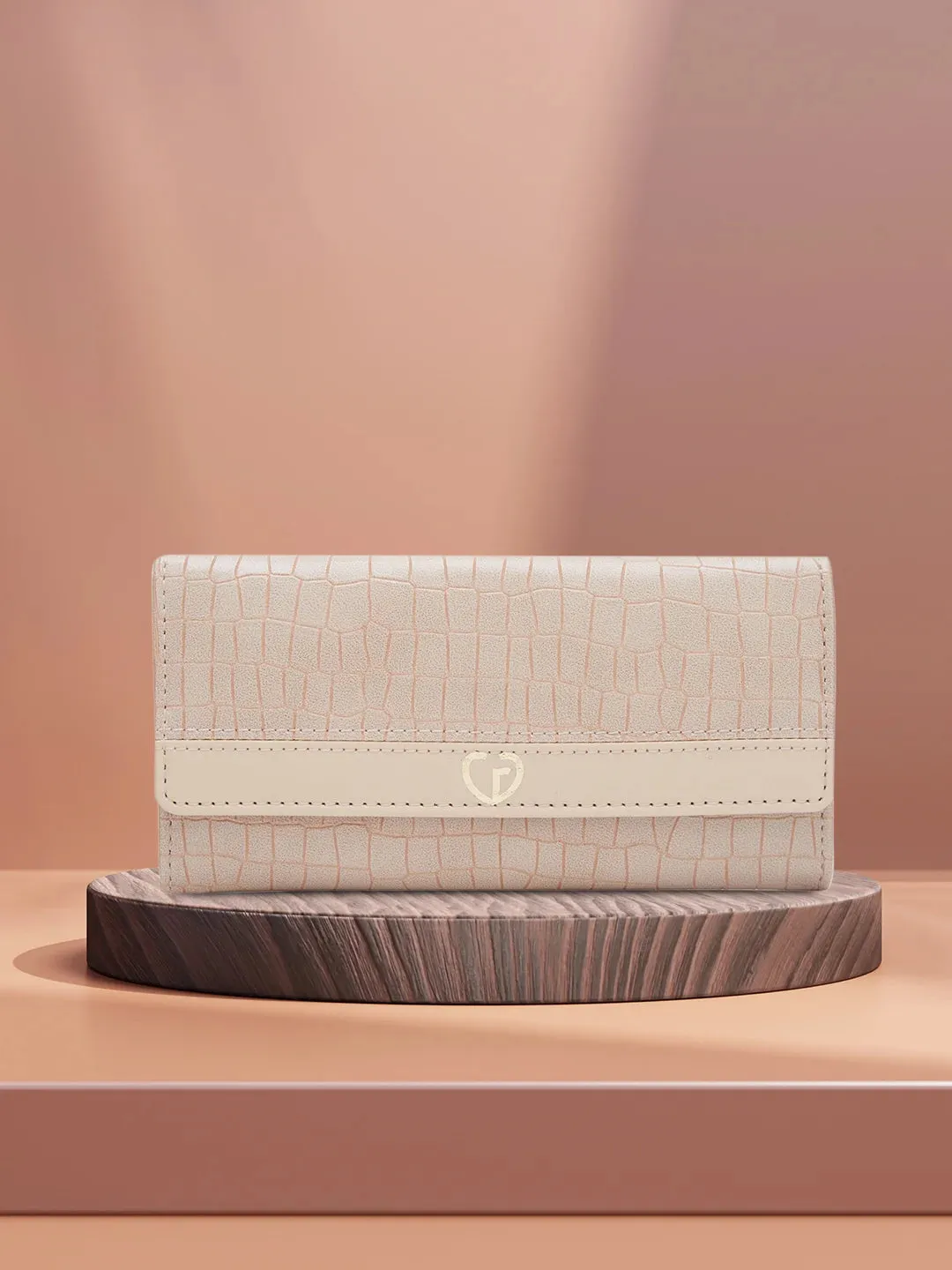 Caprese Dorrita Medium Beige Flapover Wallet