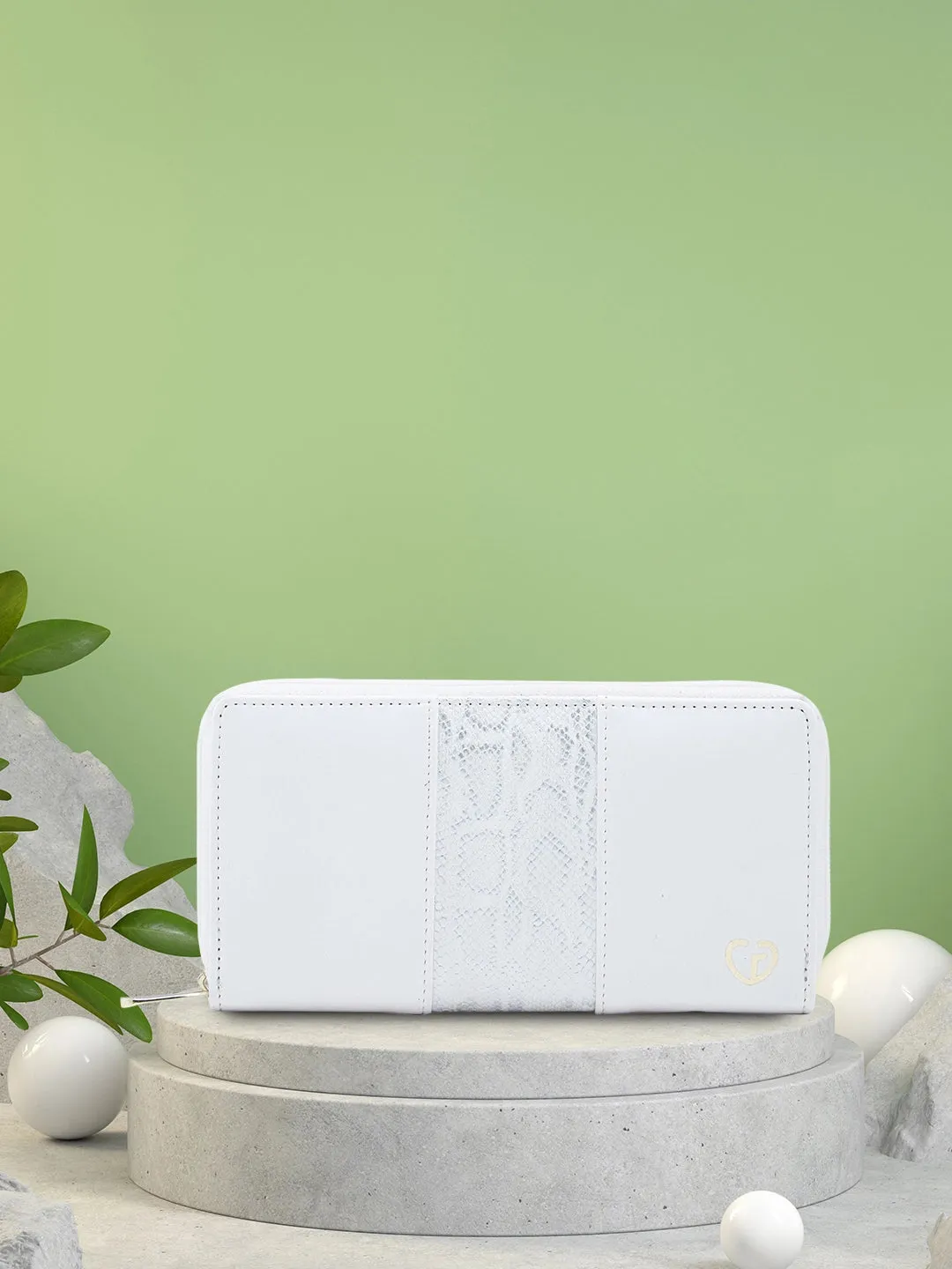 Caprese Merle Medium White Wallet