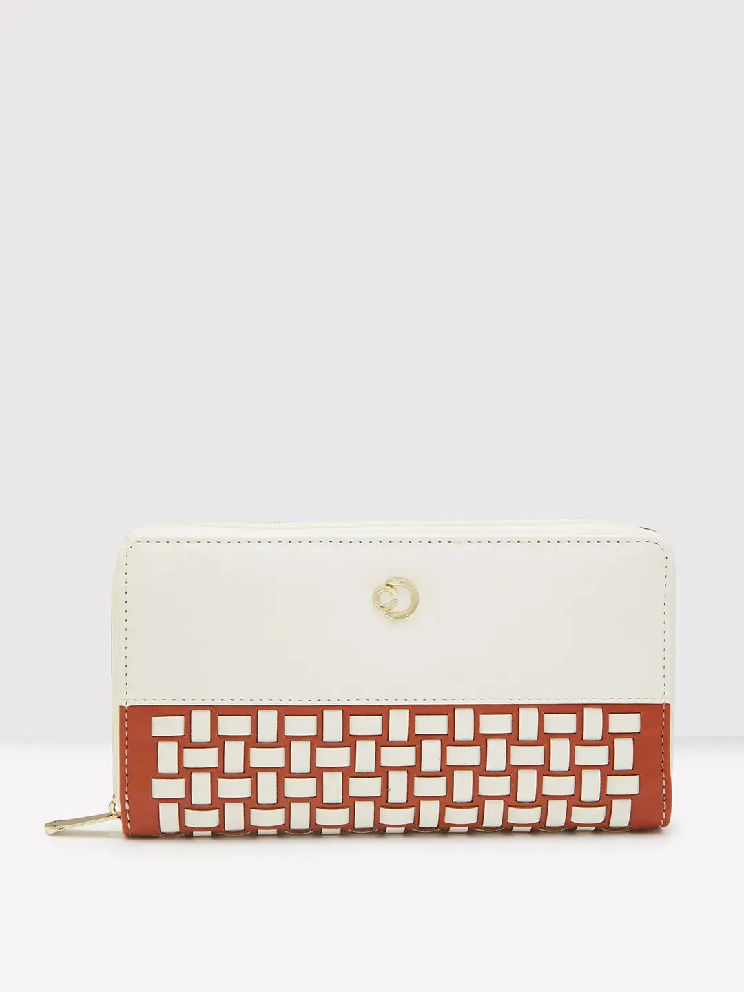Caprese Zeta Quilted Large Vanilla Zip Around Wallet