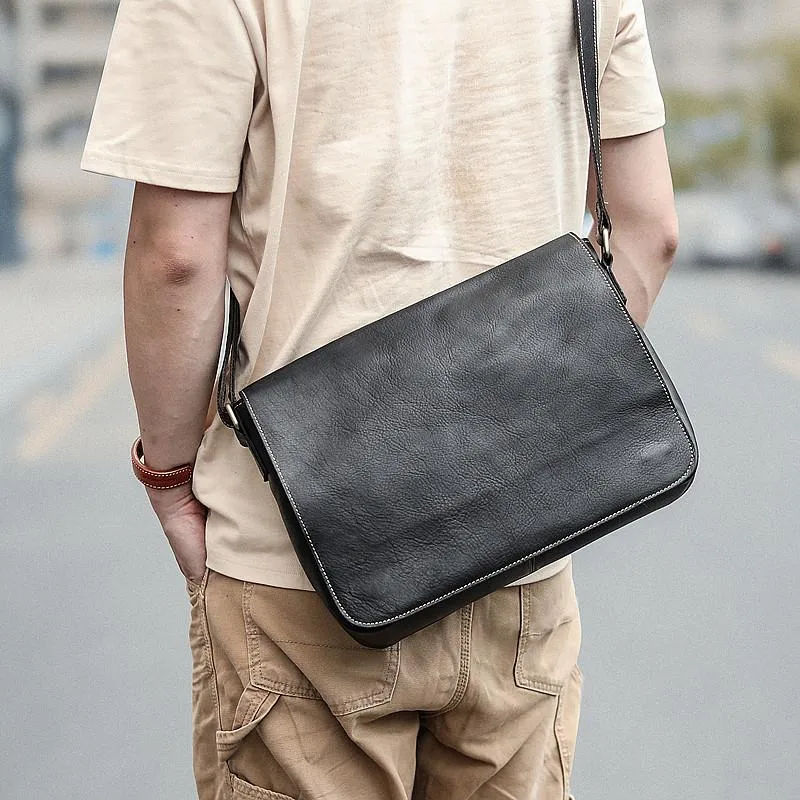 Casual Black Leather Mens 11 inches Courier Bags Messenger Bag Vintage Brown Postman Bags For Men