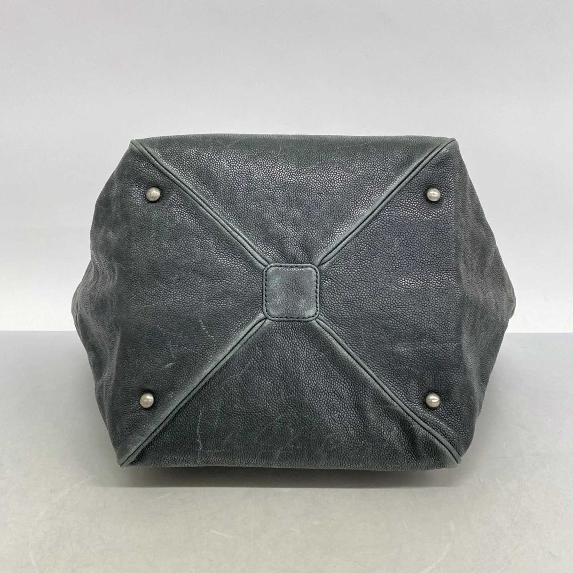 Chanel Grained Calfskin Tote Bag (Pre-Owned)