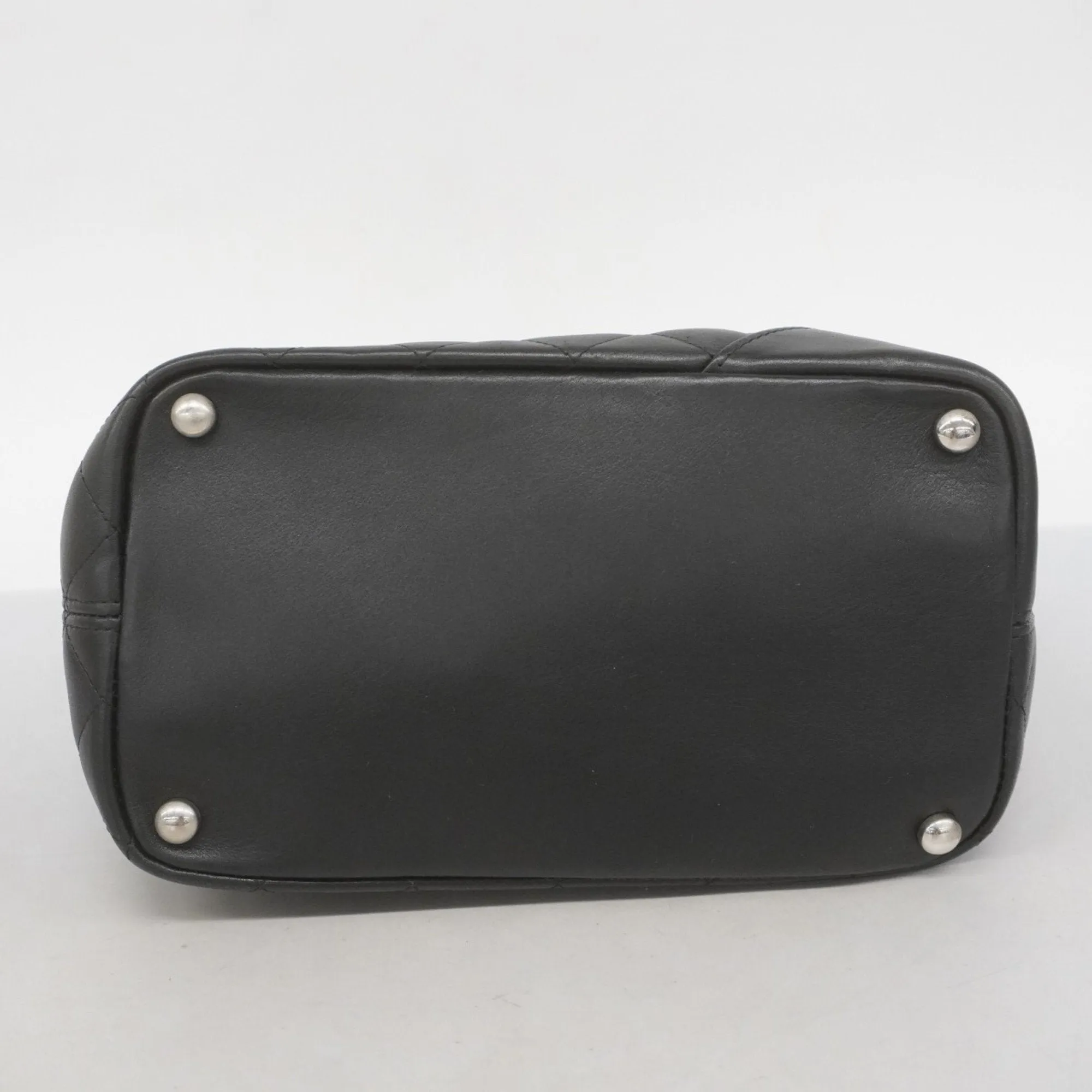 Chanel Patent Leather Leather Tote Bag (Pre-Owned)