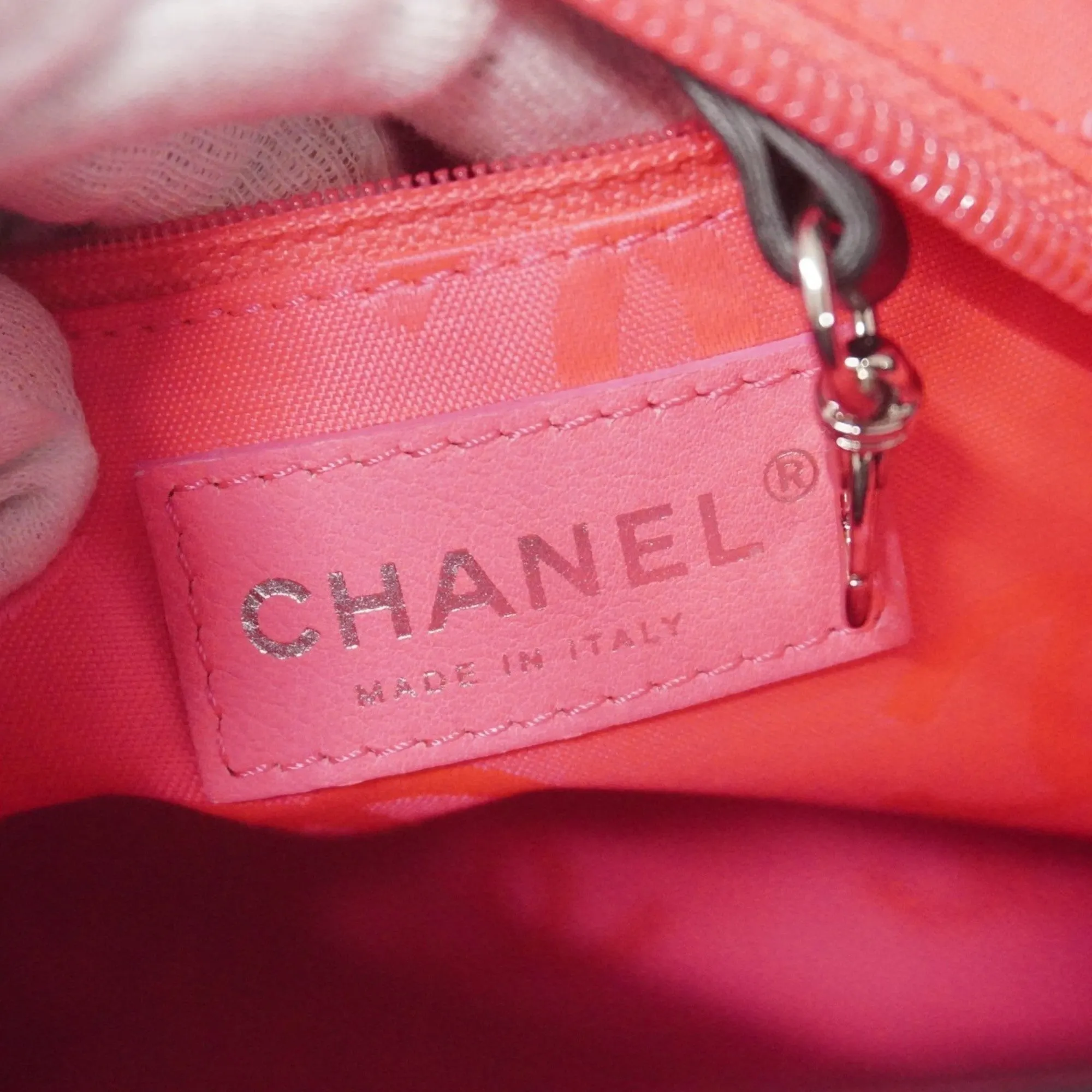 Chanel Patent Leather Leather Tote Bag (Pre-Owned)