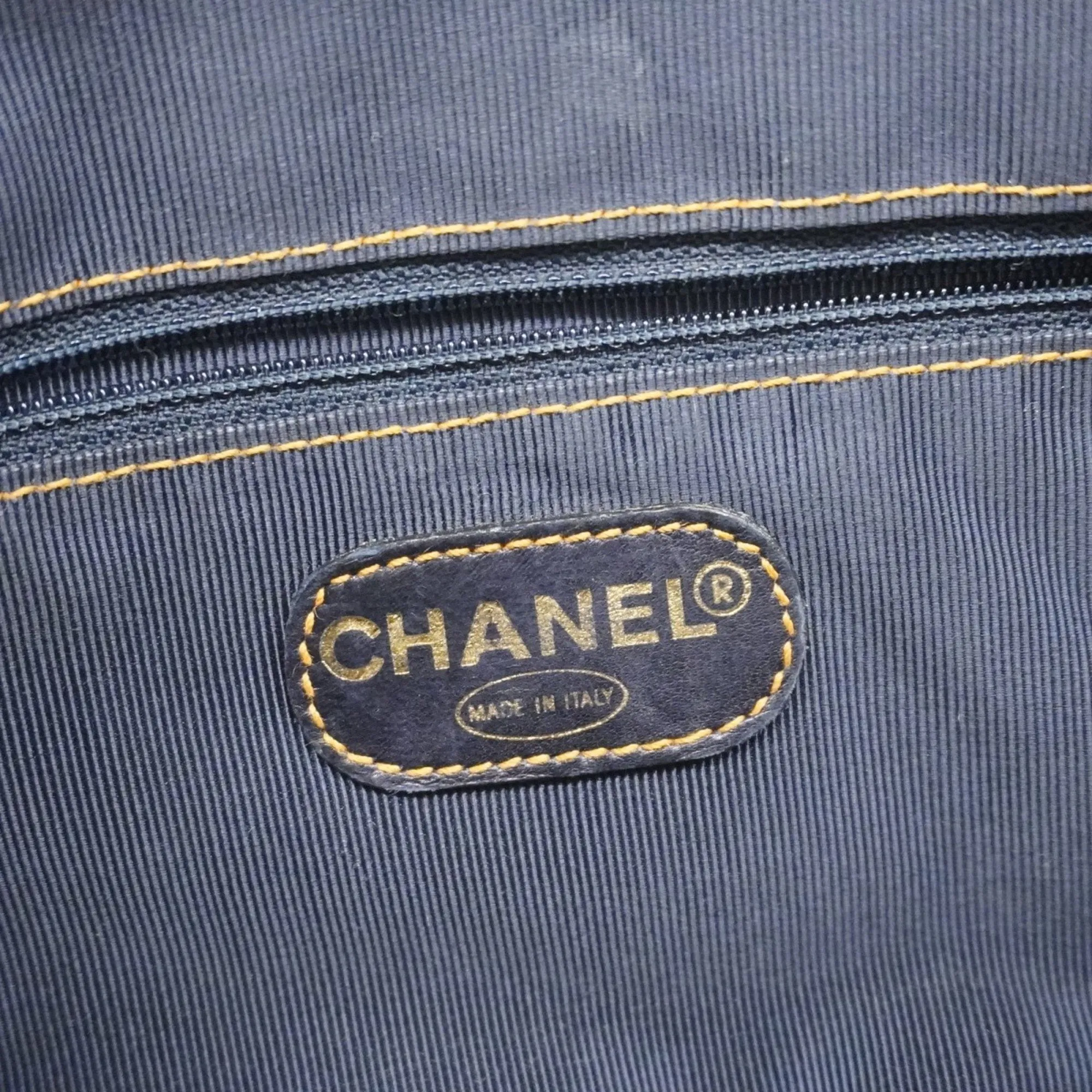 Chanel  Tote Bag (Pre-Owned)
