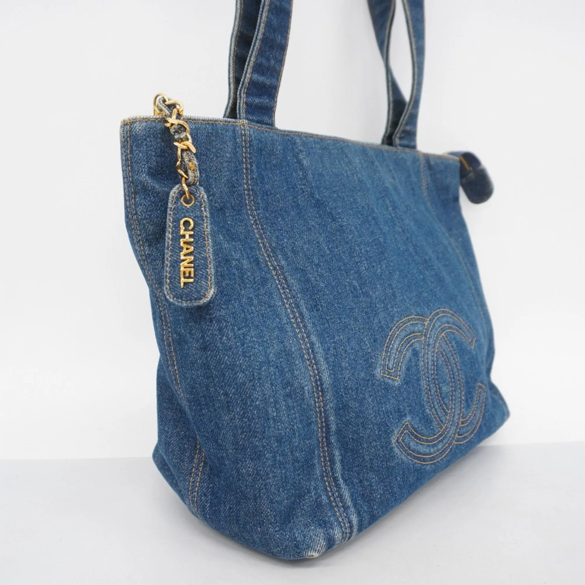 Chanel  Tote Bag (Pre-Owned)