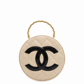 Chanel Patent Leather Handbag (Pre-Owned)