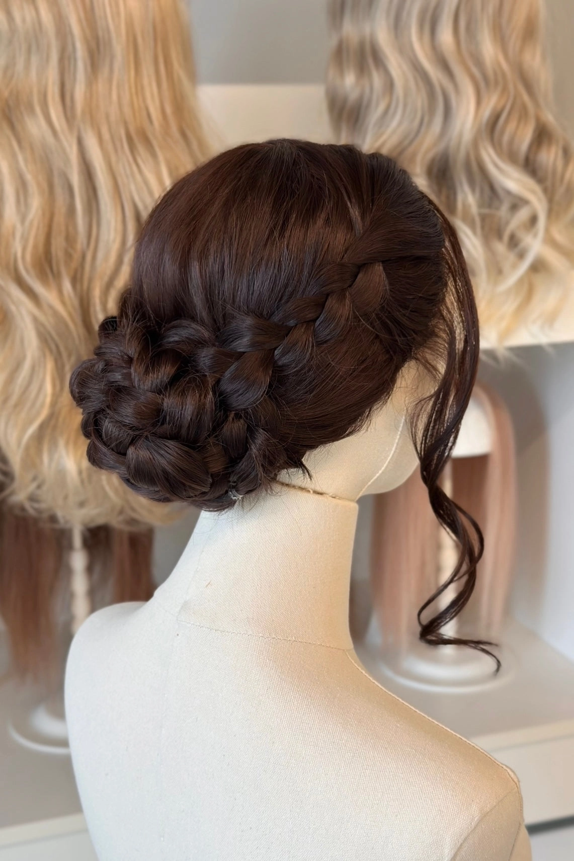 Chocolate Brown Brunette Wavy 13x6 Lace Synthetic Wedding Wig Malani