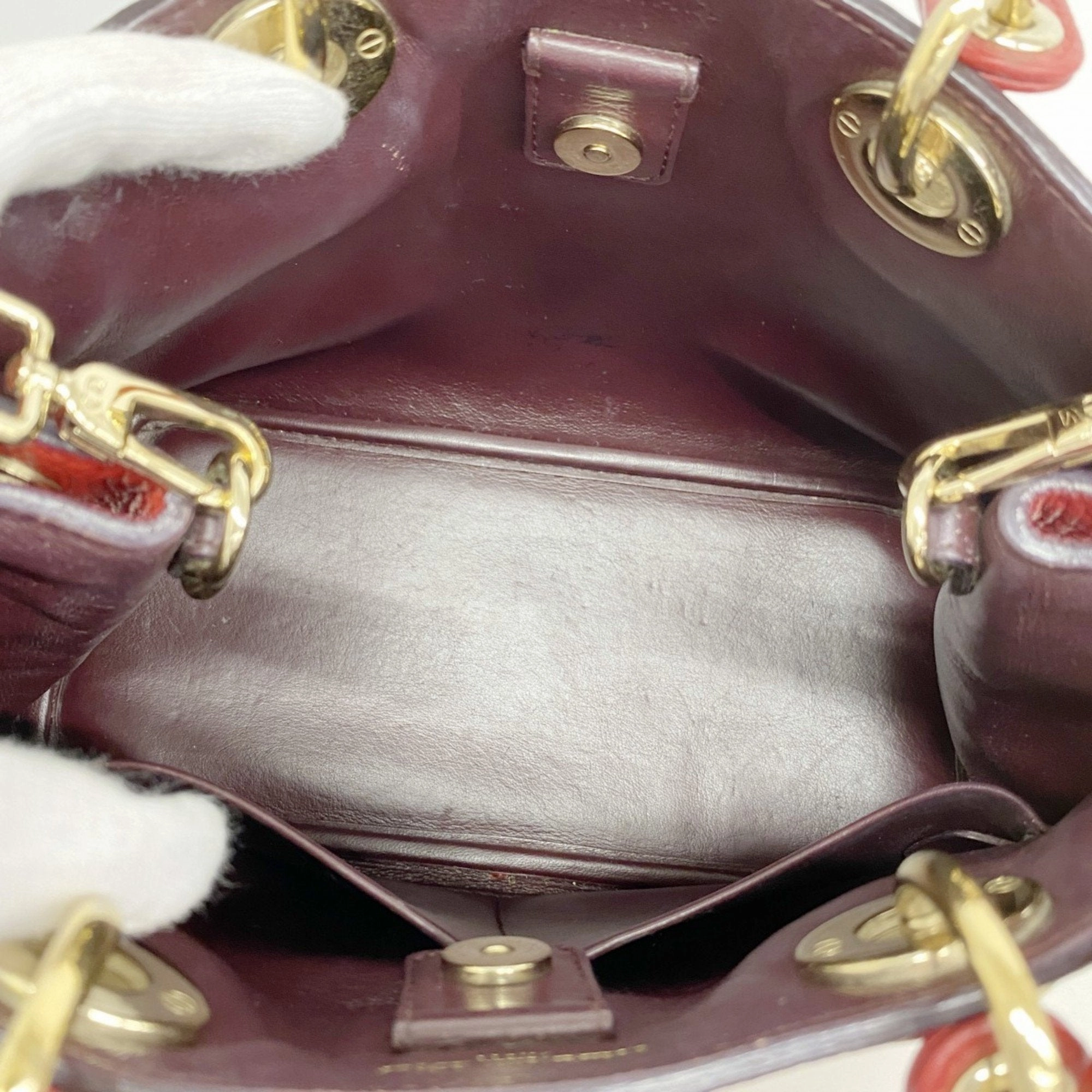 Christian Dior Leather Handbag (Pre-Owned)