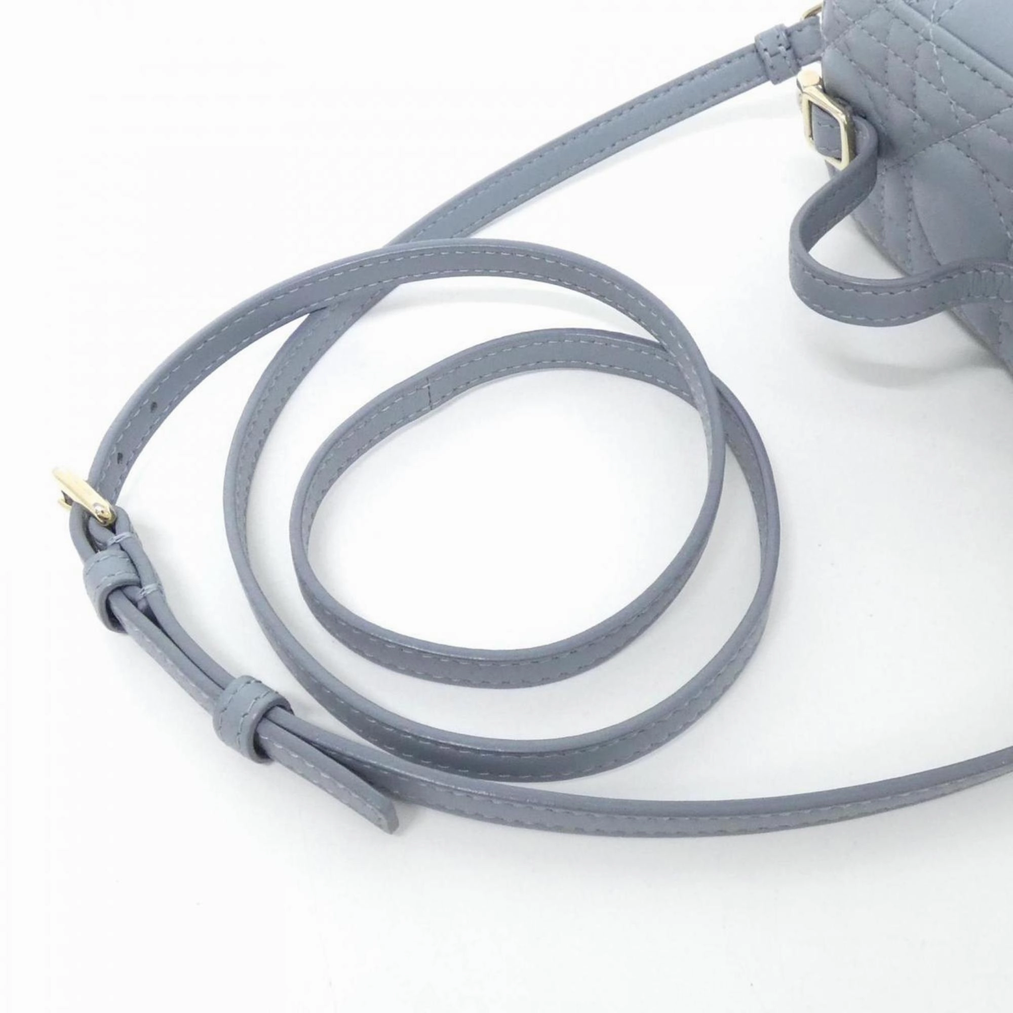 Christian Dior Leather Handbag Vanity Bag (Pre-Owned)