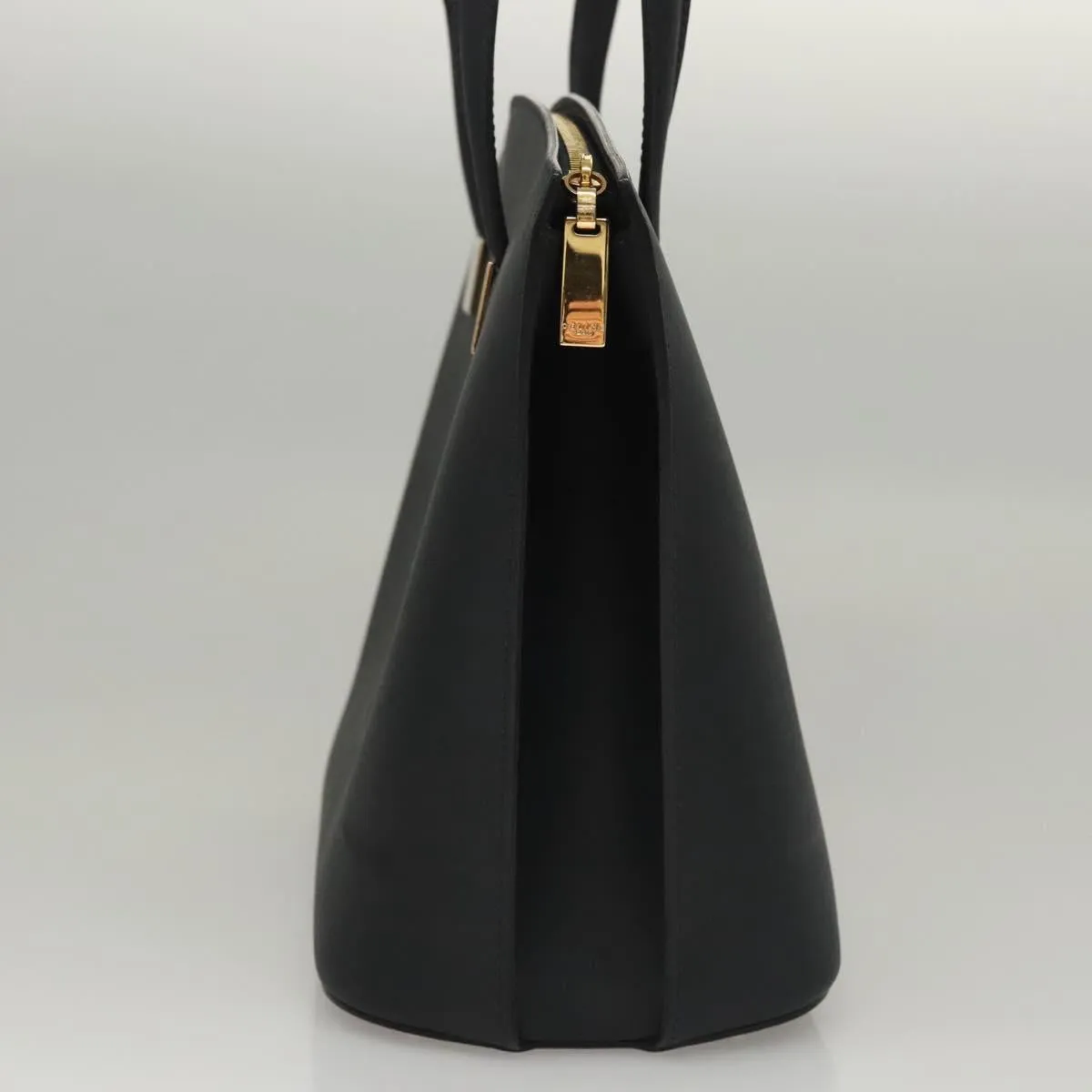 Cline Leather Tote Bag (Pre-Owned)
