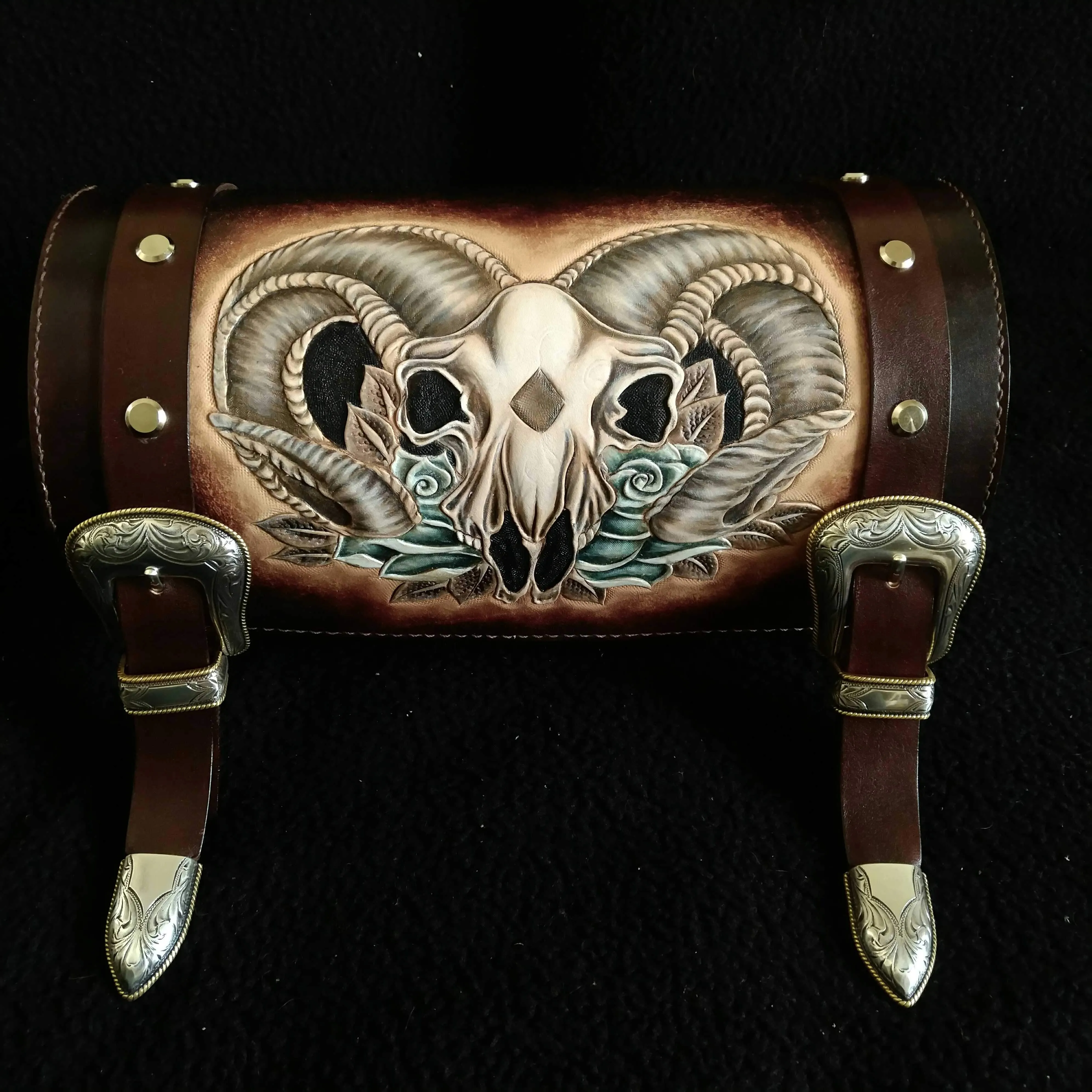 Cool Handmade RAM Skull Tooled Leather Mens Biker Saddle Bag Biker Barrel Side Bag Messenger Bag For Men