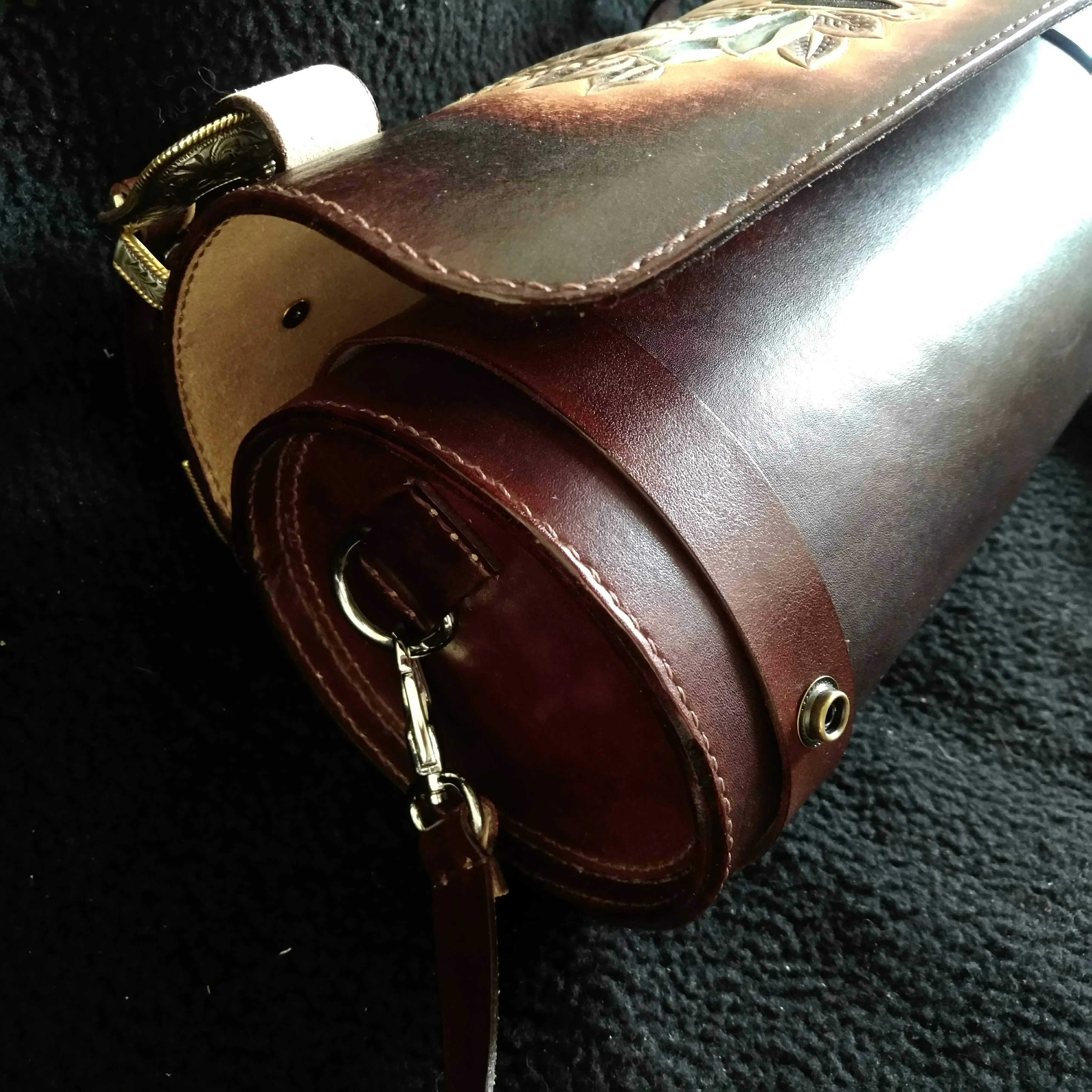 Cool Handmade RAM Skull Tooled Leather Mens Biker Saddle Bag Biker Barrel Side Bag Messenger Bag For Men