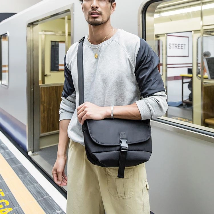 Cool Black Mens 10 inches Nylon Cloth Side Bag Black Messenger Bags Postman Bag for Men
