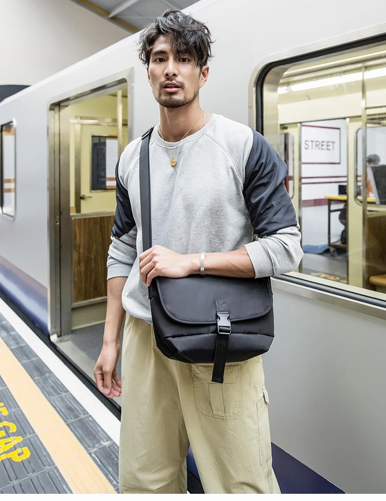 Cool Black Mens 10 inches Nylon Cloth Side Bag Black Messenger Bags Postman Bag for Men