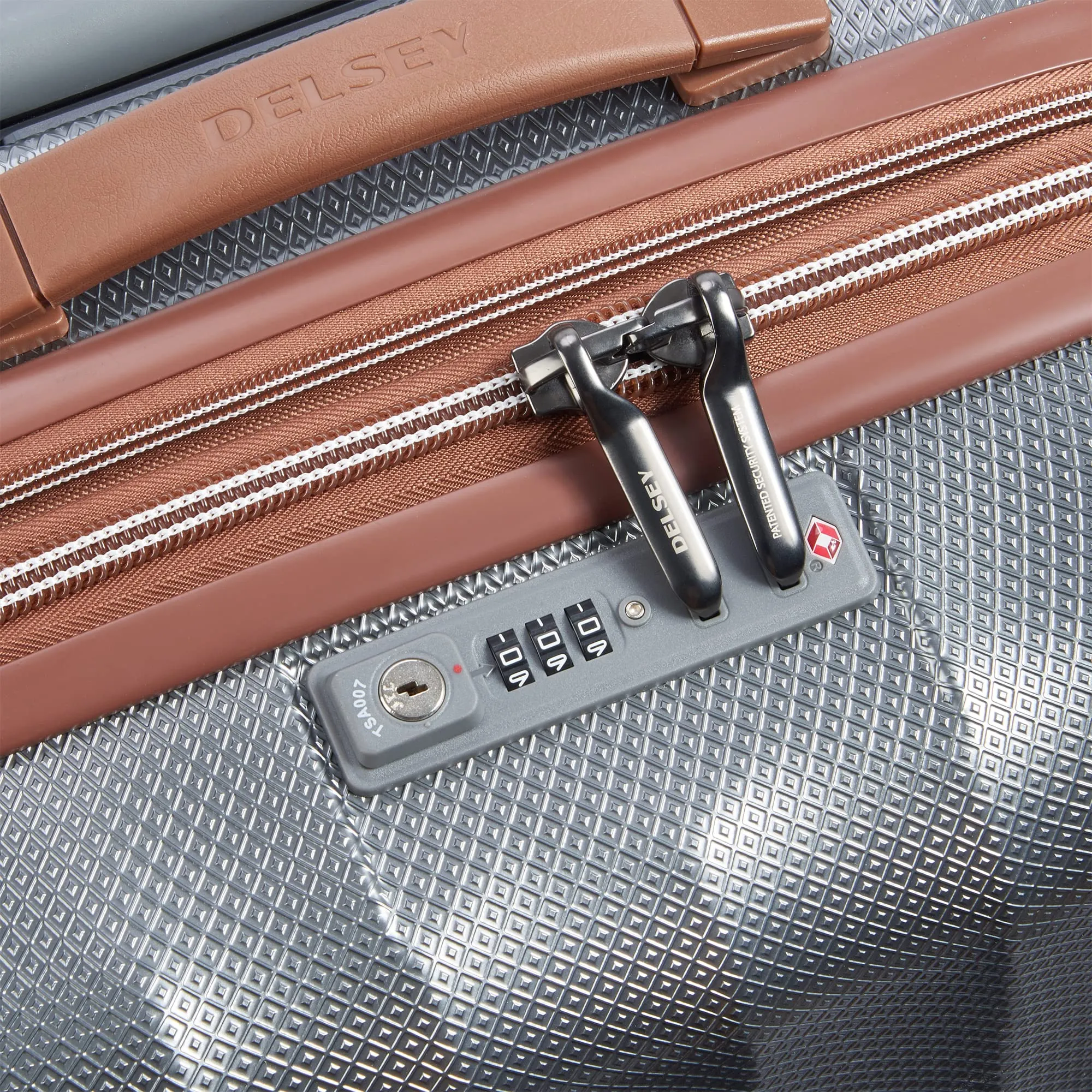 DELSEY Paris Carrousel Hardside Expandable  2-Piece Luggage Set with Spinner Wheels (21/28)