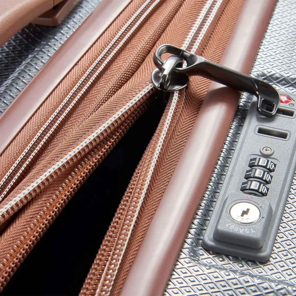 Delsey St. Tropez 21" Carry On Expandable Spinner