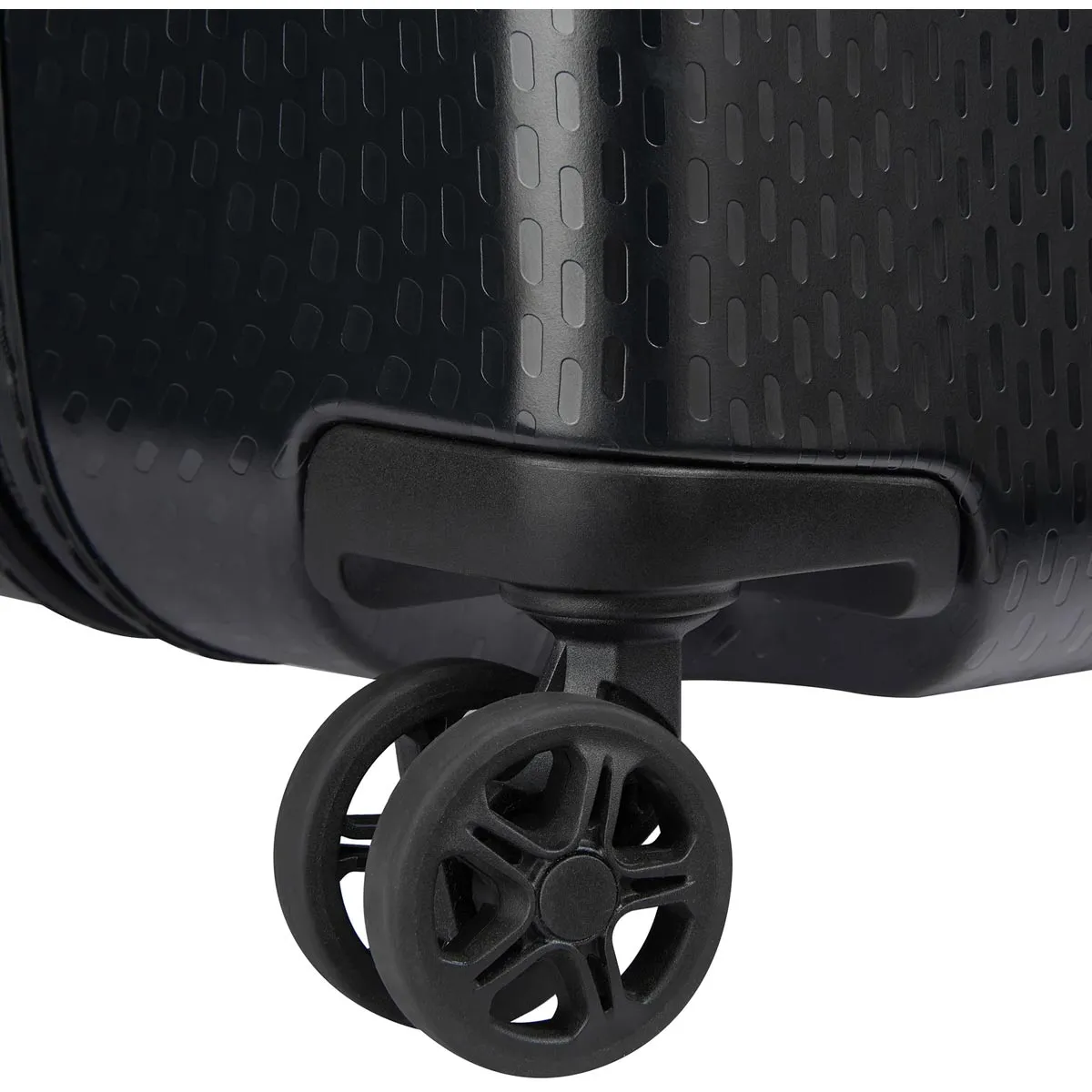 Delsey Turenne 21" Carry On Spinner