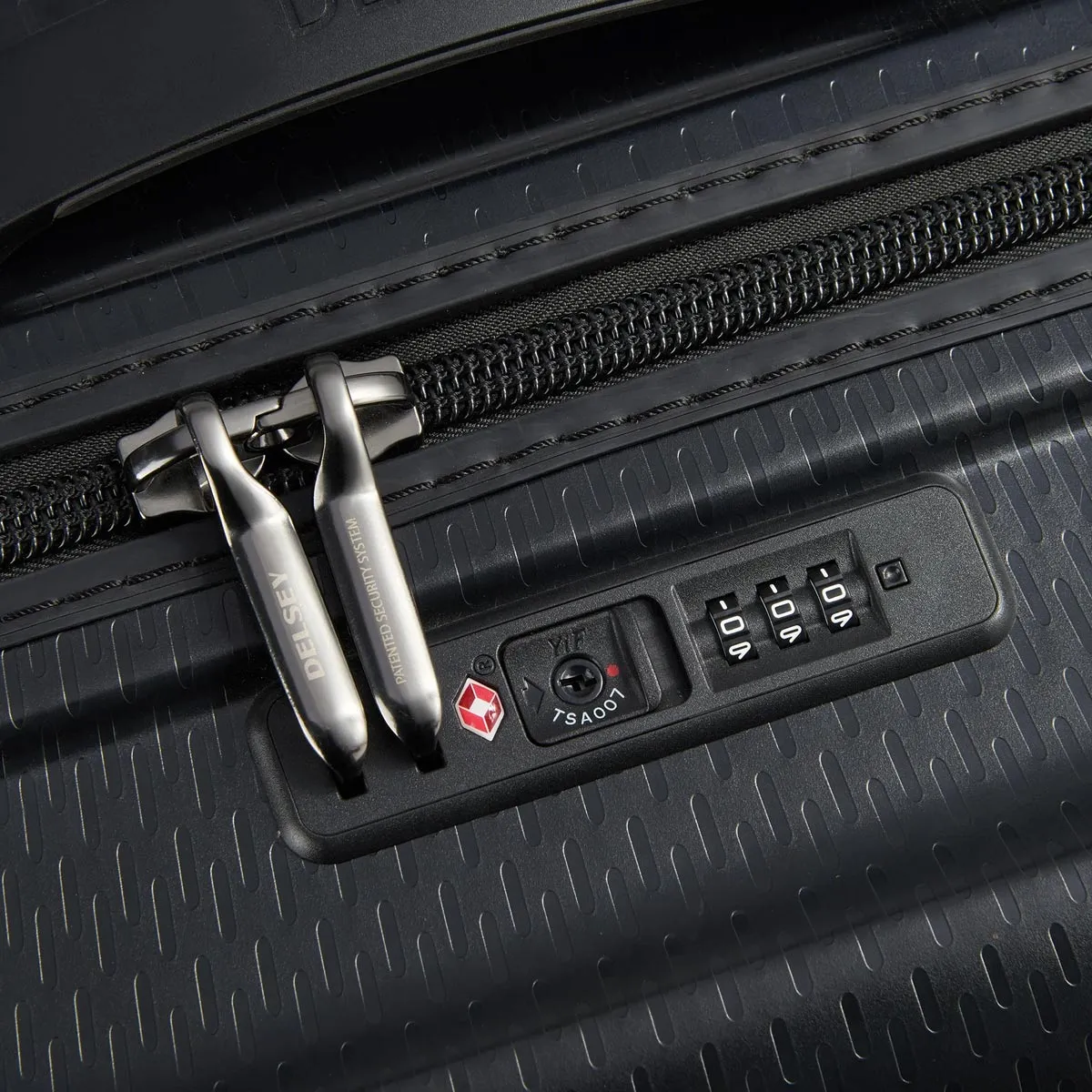 Delsey Turenne 21" Carry On Spinner