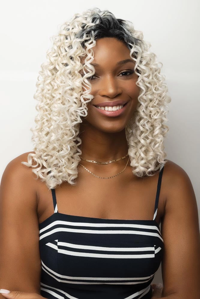 Diva <br>Synthetic Lace Front Wig