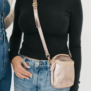 Ellie Metallic Crossbody Bag In Gold
